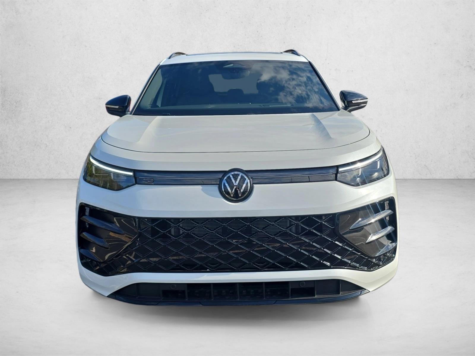 2026 Volkswagen Tiguan SE R-LINE BLACK - Photo 7