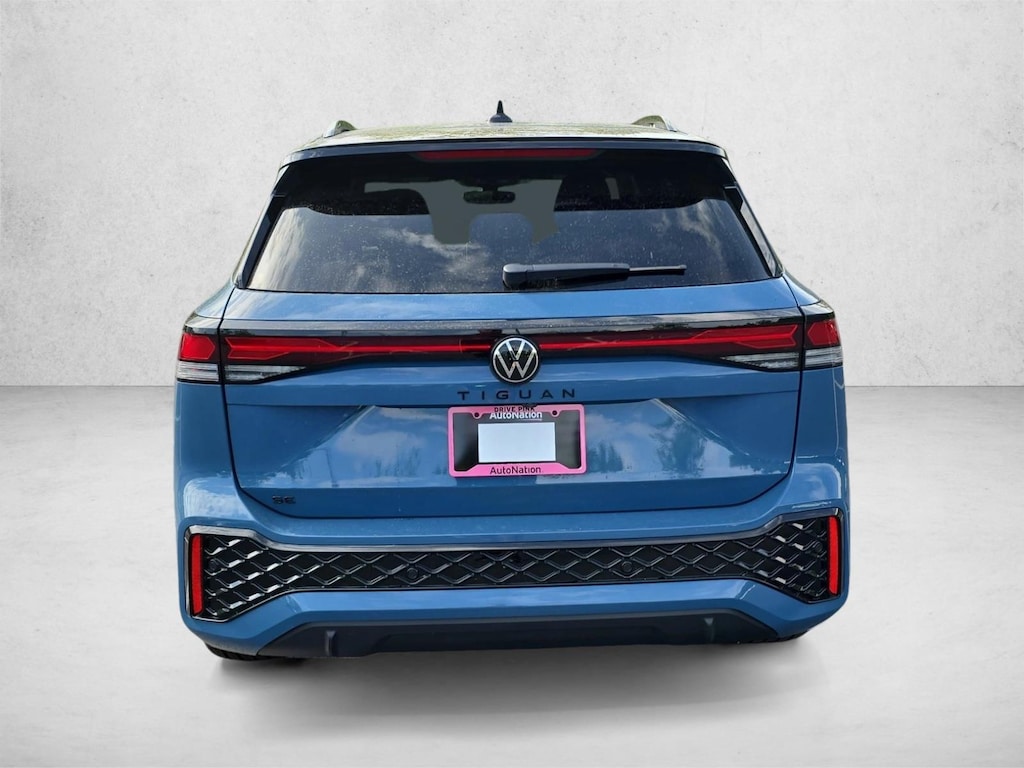 New 2026 Volkswagen Tiguan SE R-Line Black SUV