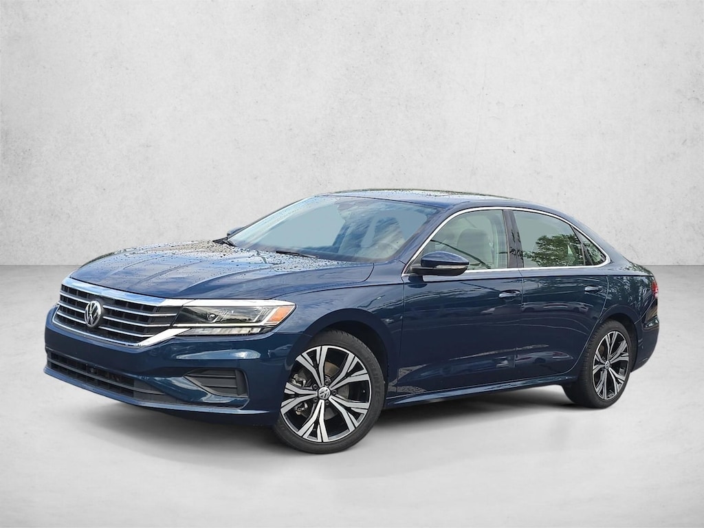 Used 2022 Volkswagen Passat 2.0T SE Sedan