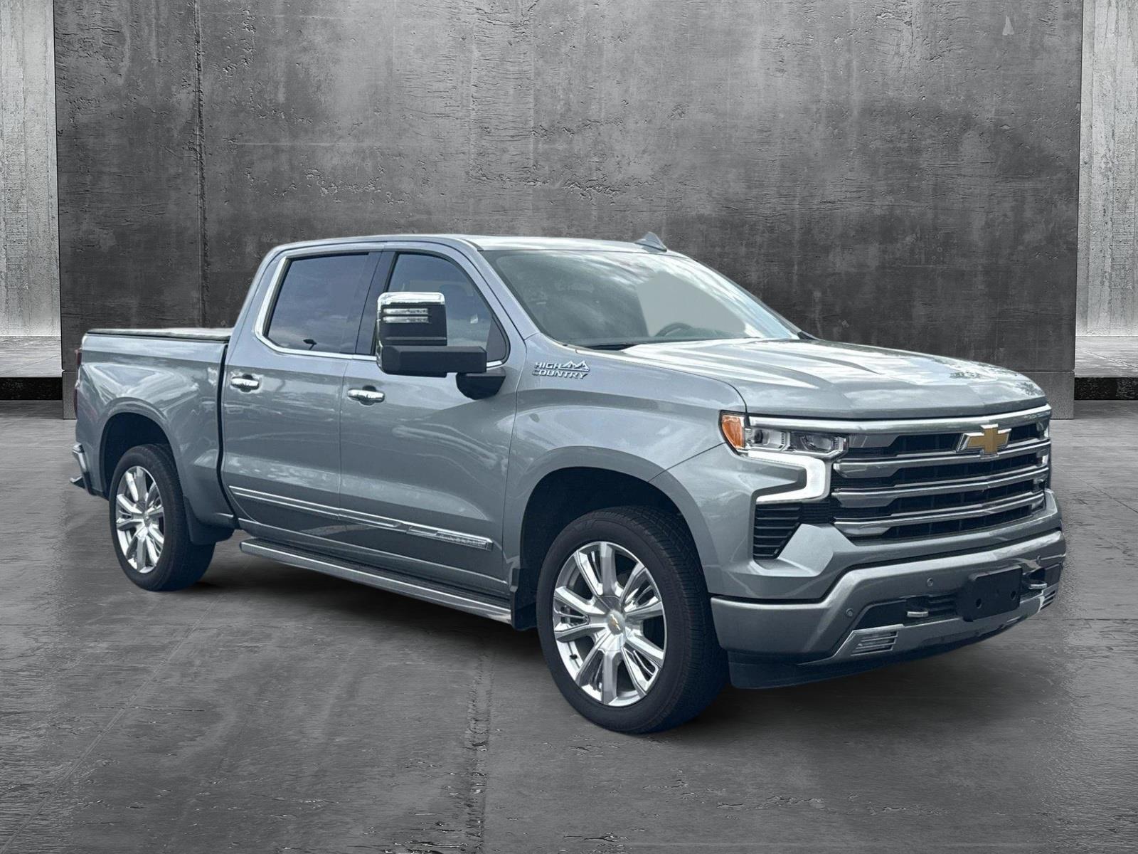 2024 Chevrolet Silverado 1500 High Country photo 3