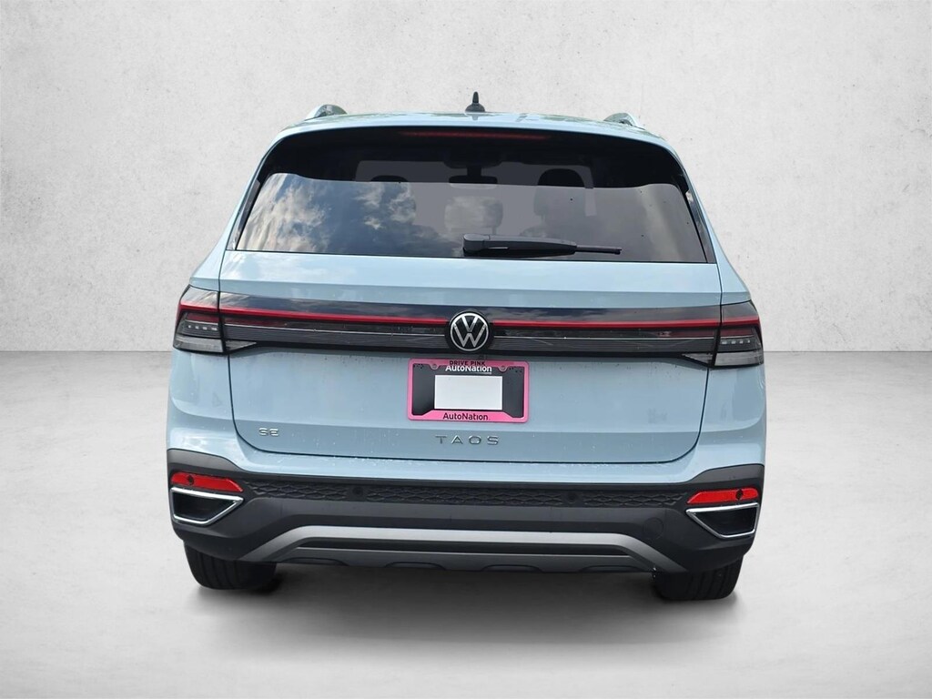 New 2026 Volkswagen Taos 1.5T SE SUV