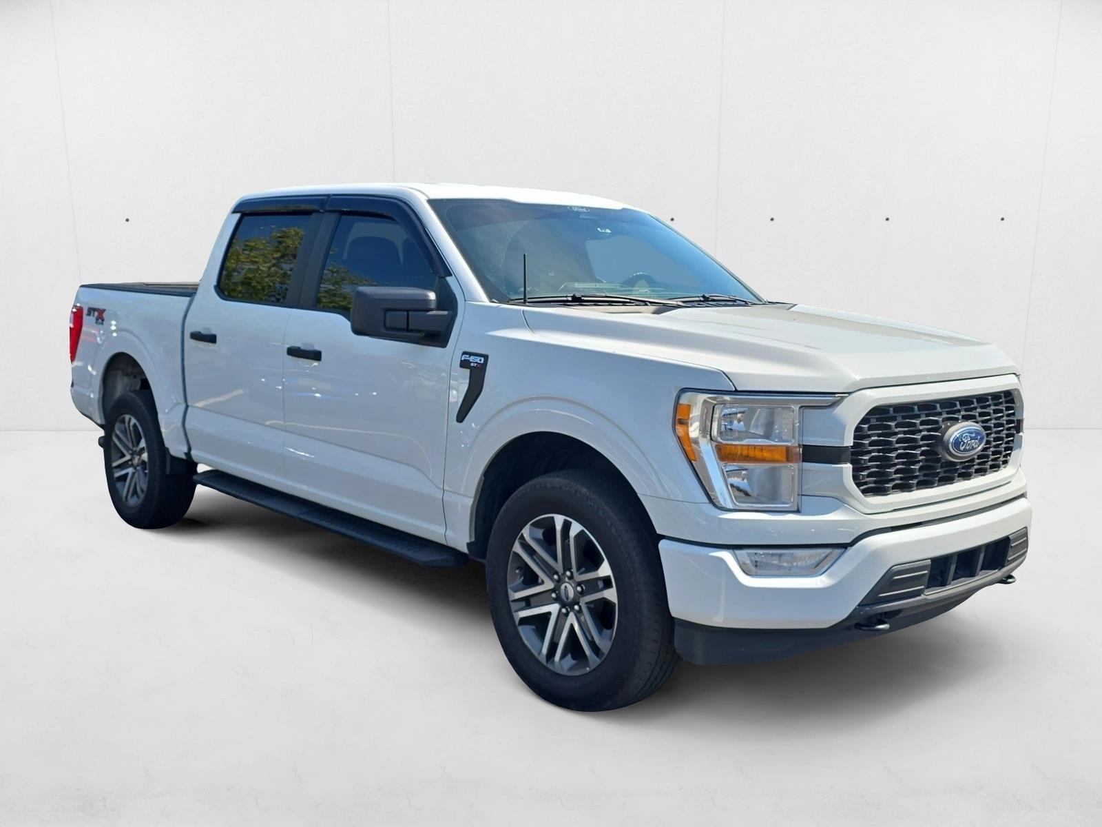 2022 Ford F-150 XL photo 3