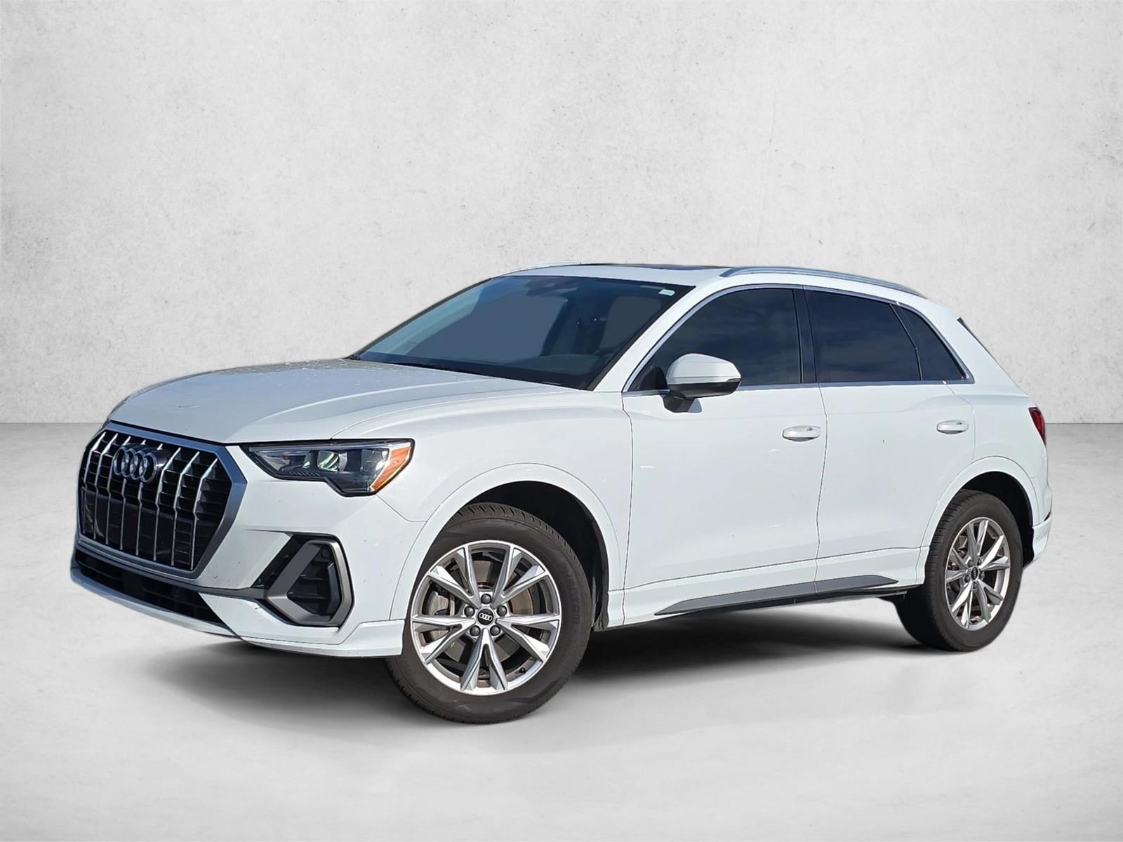 2022 Audi Q3 S Line Premium's photo