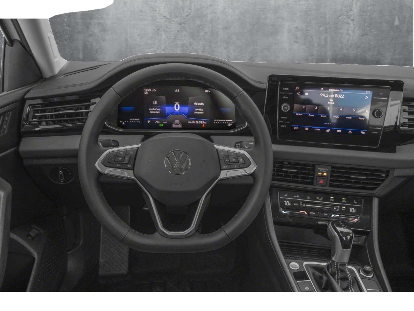 2025 Volkswagen Jetta SE photo 4