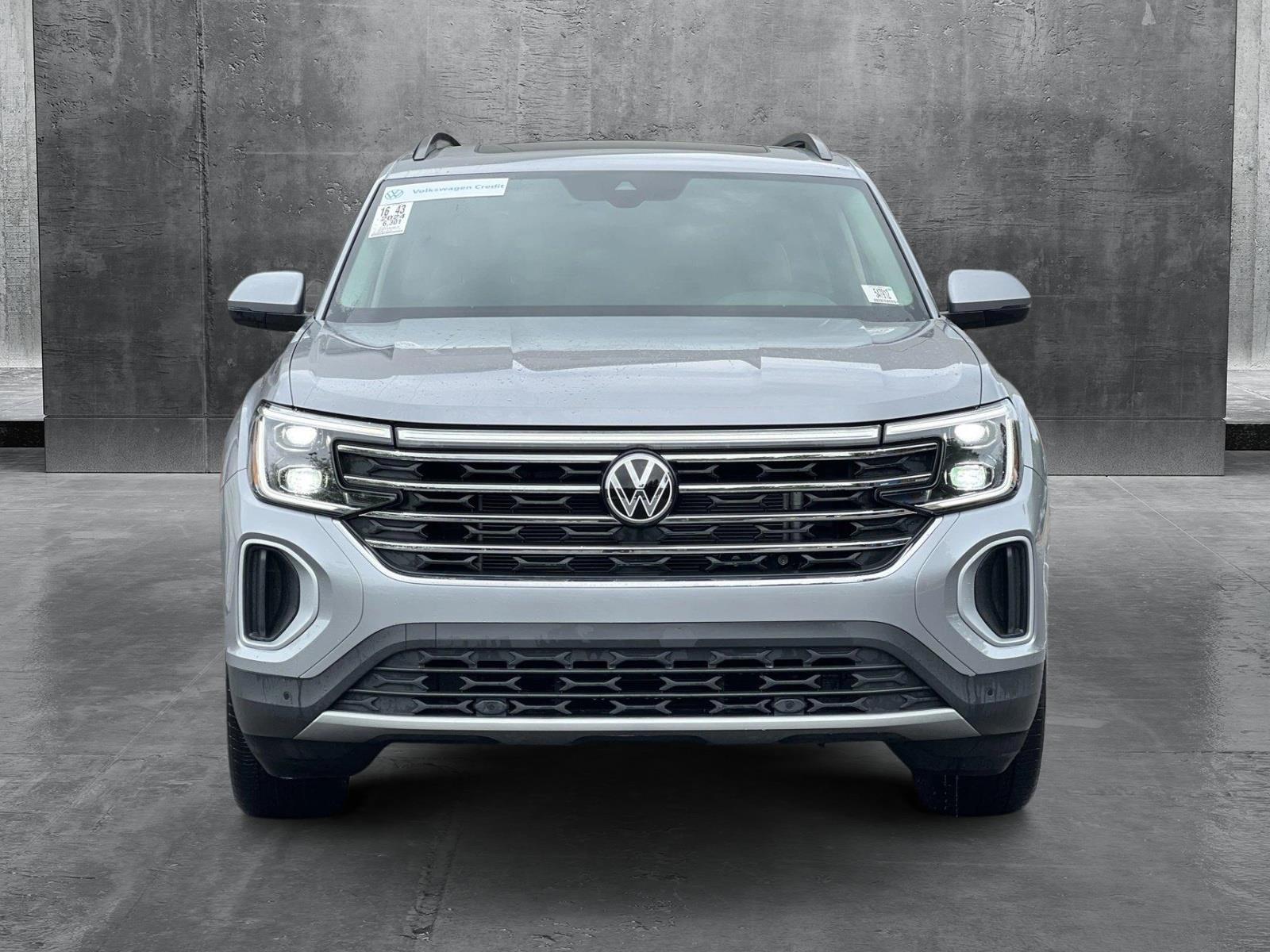 Certified 2024 Volkswagen Atlas SE w/Tech with VIN 1V2JR2CA6RC606195 for sale in Buford, GA