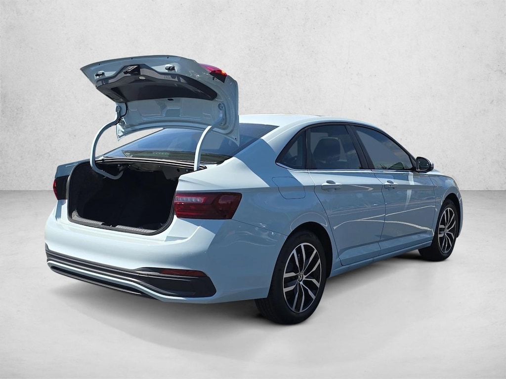 New 2026 Volkswagen Jetta 1.5T SE Sedan