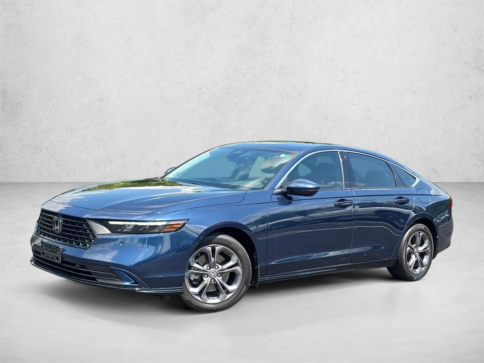 2024 Honda Accord Hybrid EX-L's photo