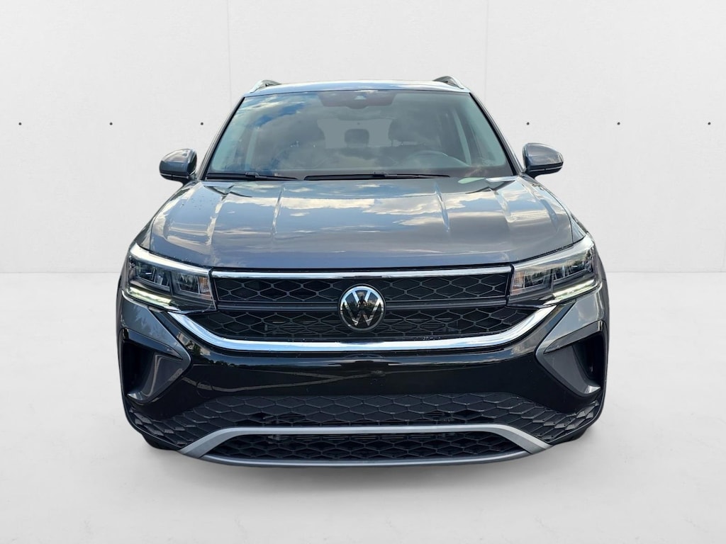 Used 2024 Volkswagen Taos SE SUV