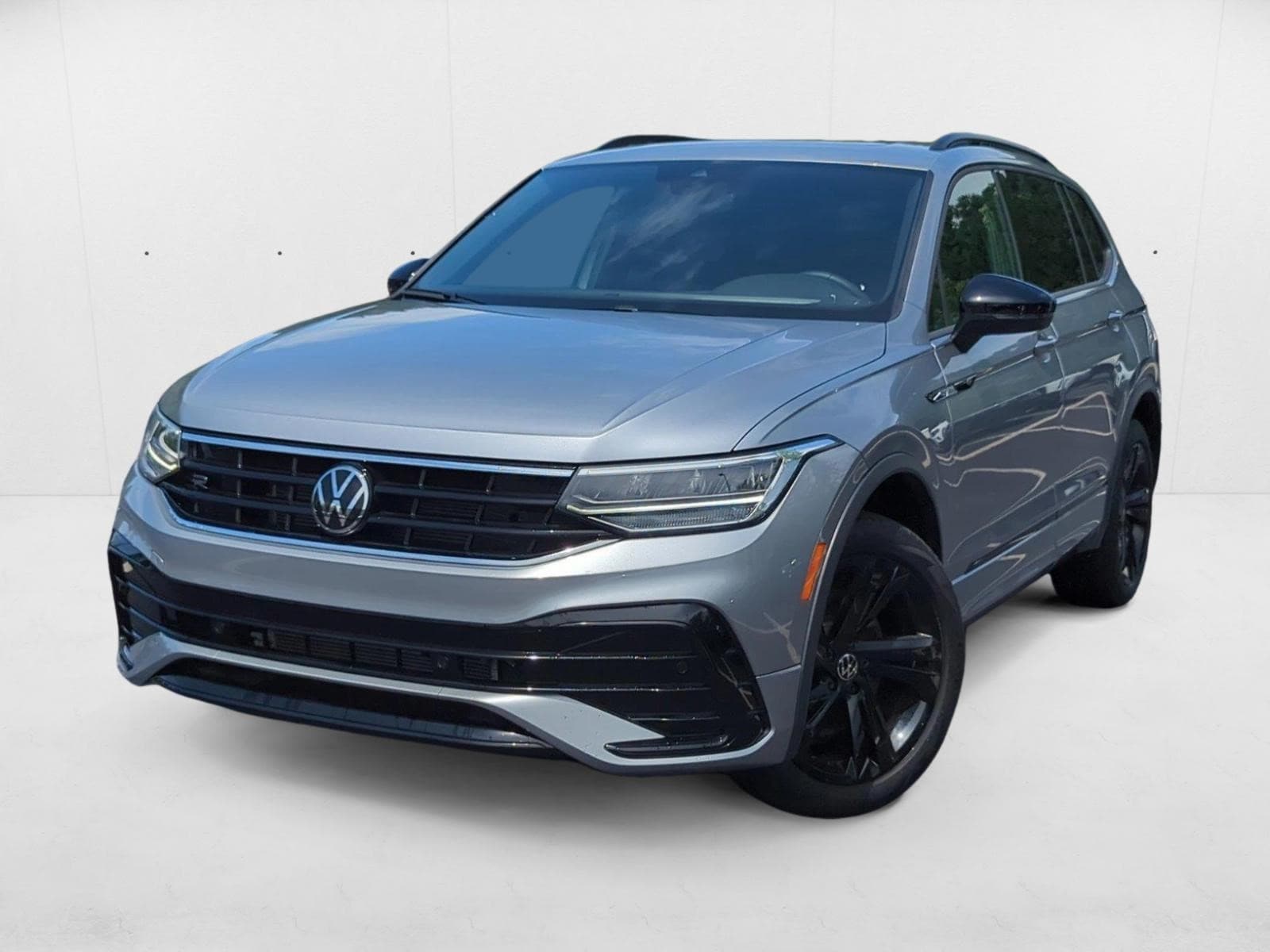 2024 Volkswagen Tiguan SE R-Line Black SUV