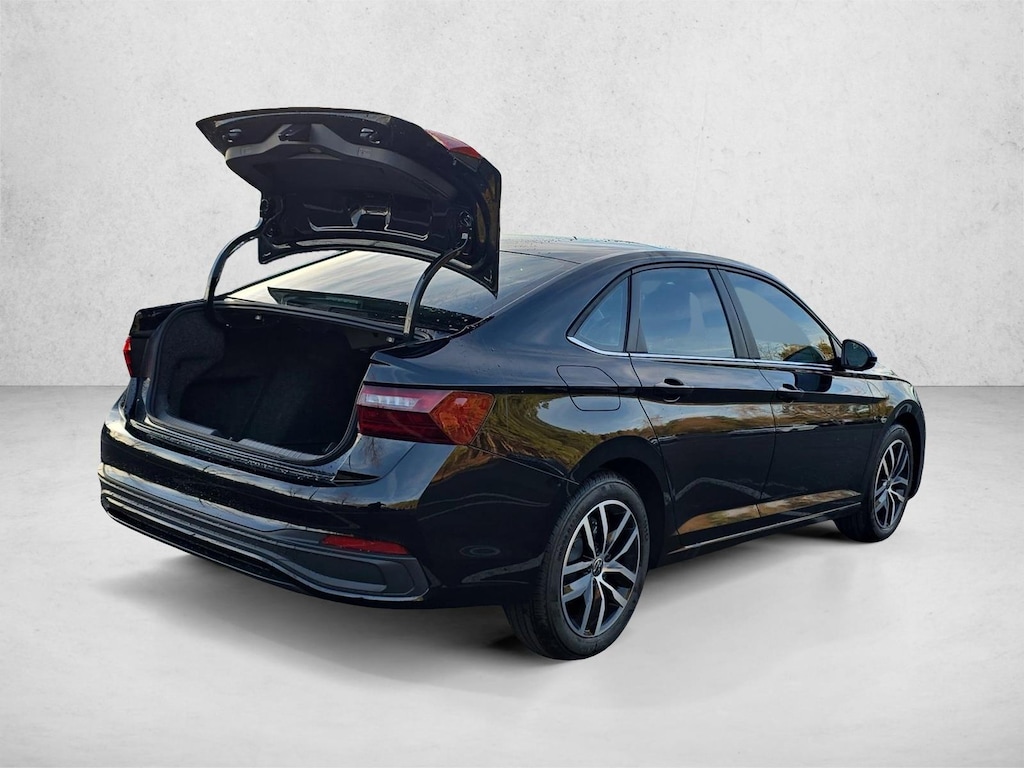 New 2026 Volkswagen Jetta 1.5T SE Sedan