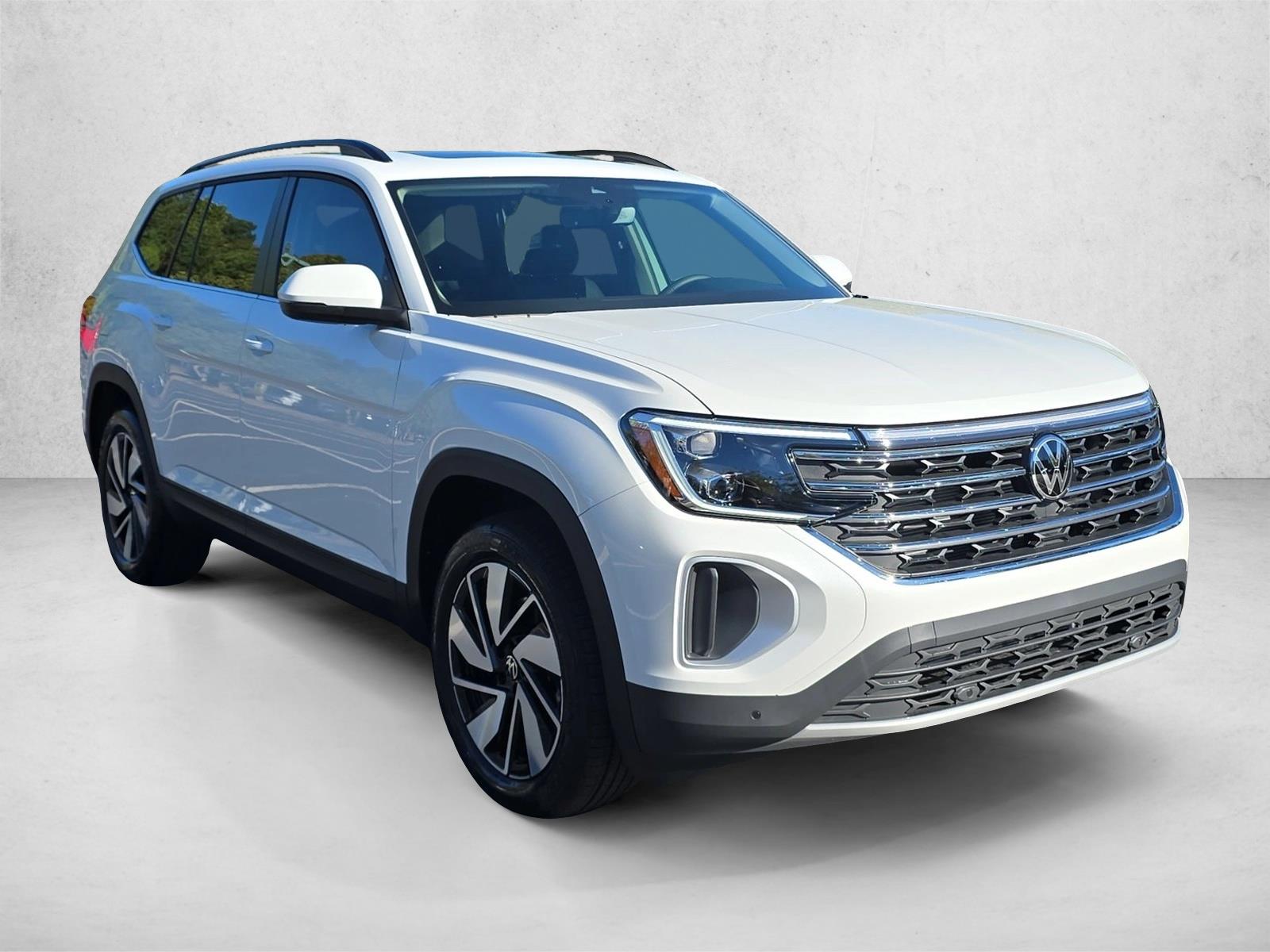 2026 Volkswagen Atlas SE w/Tech - Photo 8