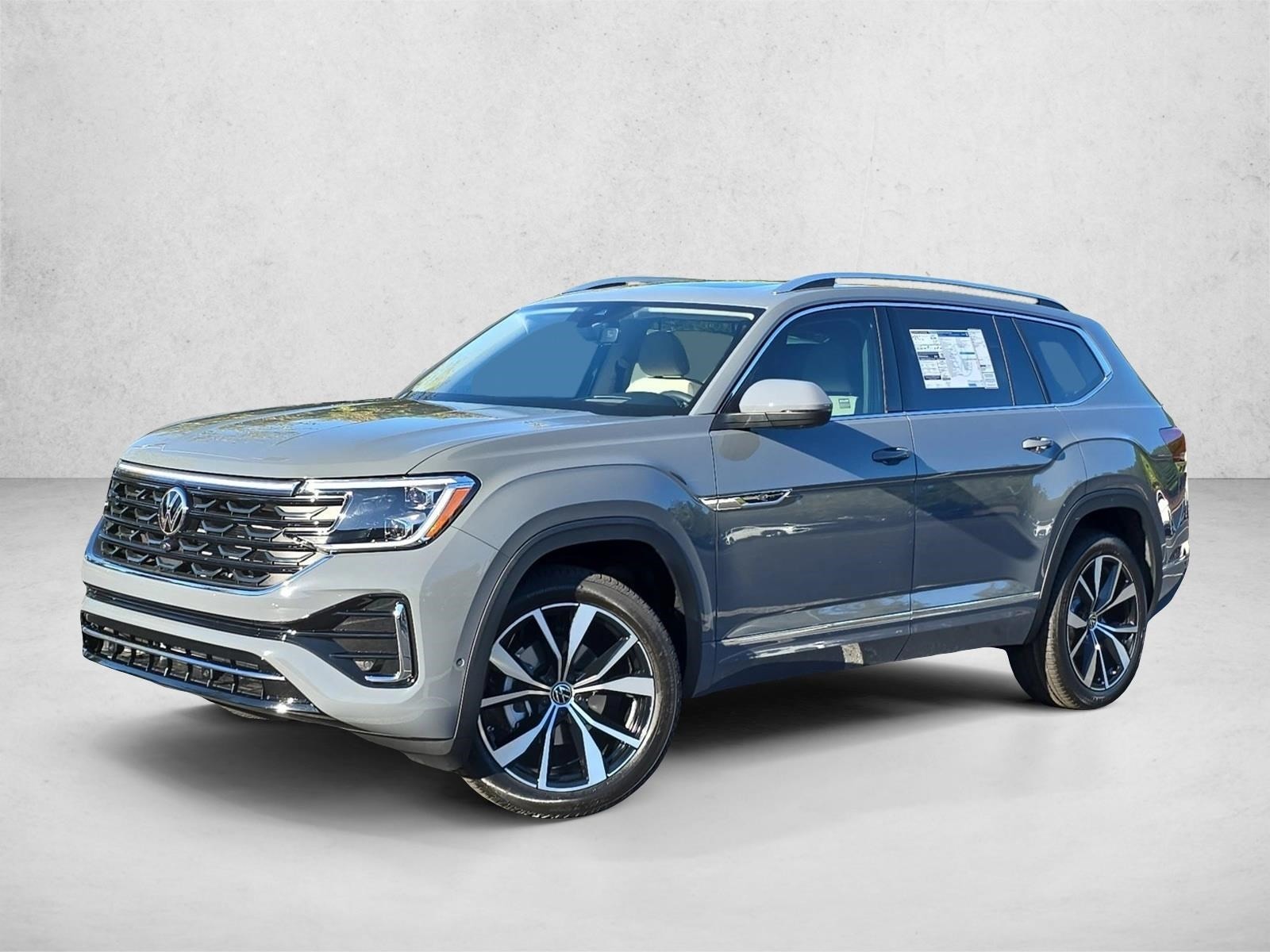 2026 Volkswagen Atlas SEL Premium R-Line's photo
