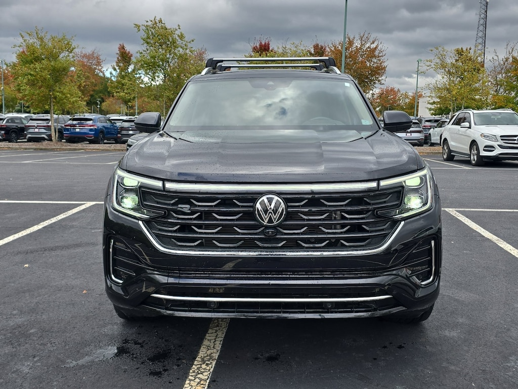 Used 2024 Volkswagen Atlas 2.0T SEL Premium R-Line SUV
