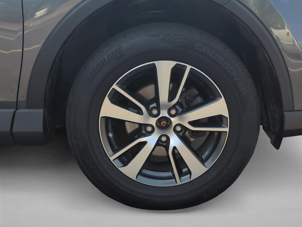 Used 2018 Toyota RAV4 XLE SUV