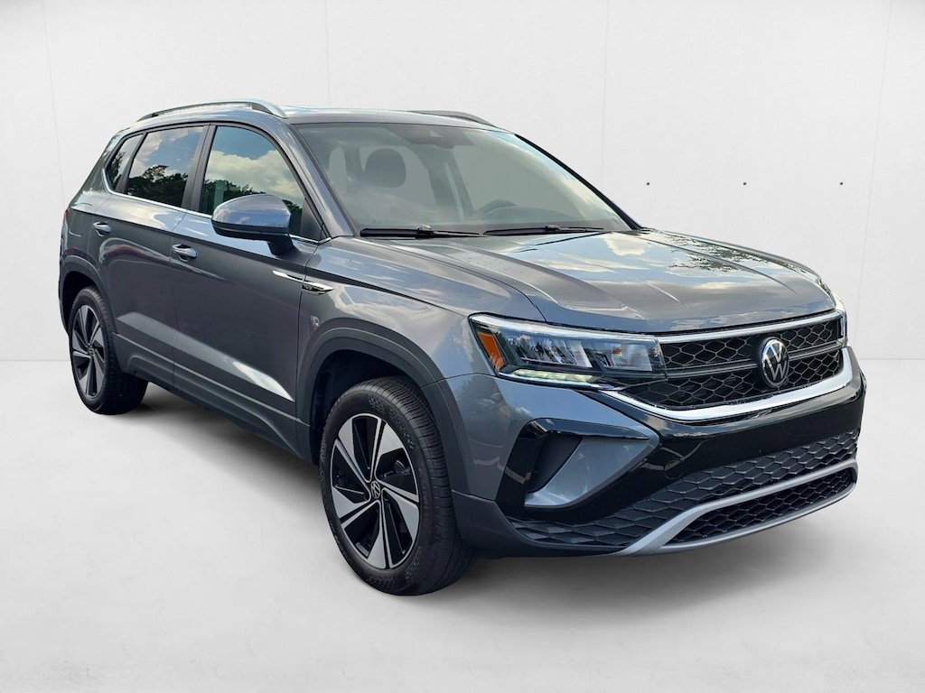 Used 2024 Volkswagen Taos SE SUV