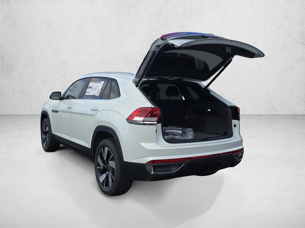 New 2026 Volkswagen Atlas Cross Sport 2.0T SE w/Technology SUV