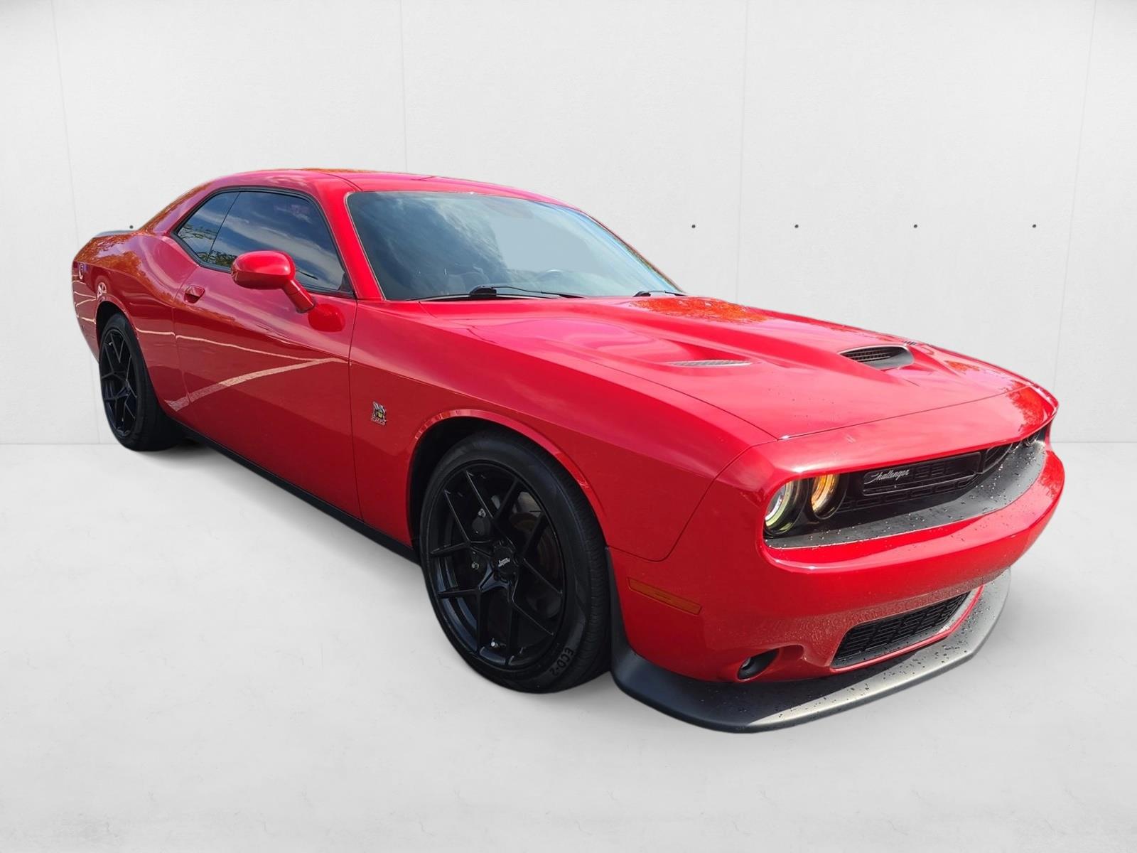 2019 Dodge Challenger R/T Scat Pack photo 3
