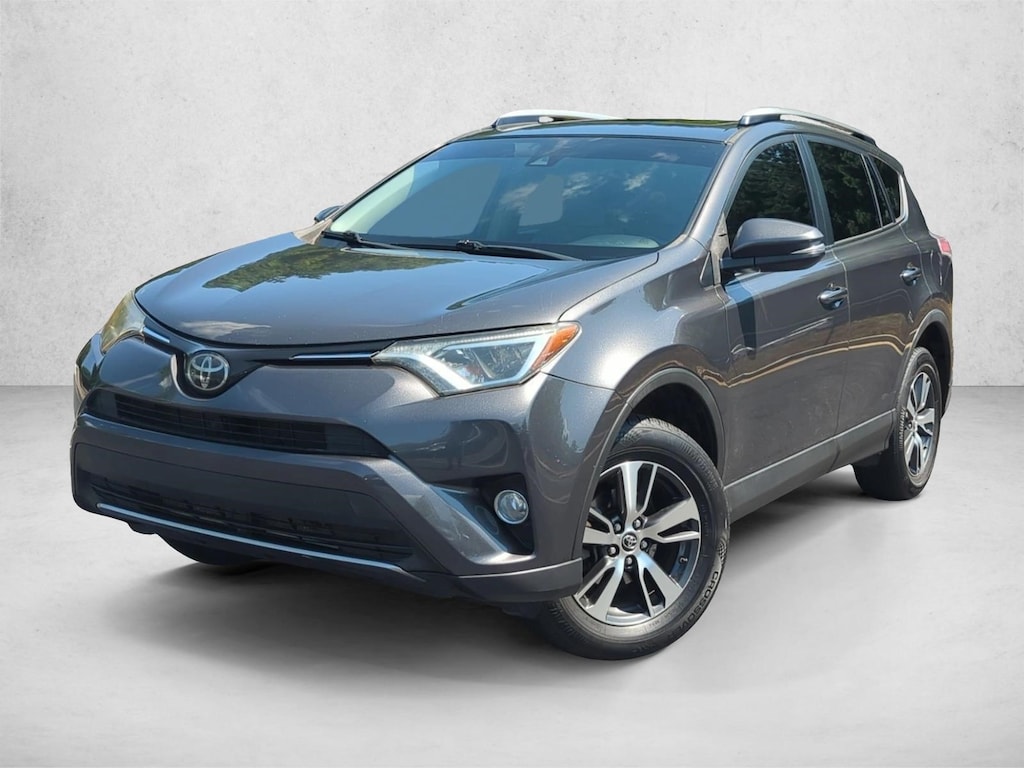 Used 2018 Toyota RAV4 XLE SUV