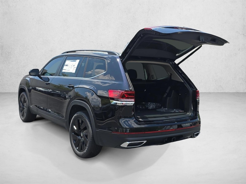 New 2026 Volkswagen Atlas SE w/Technology SUV