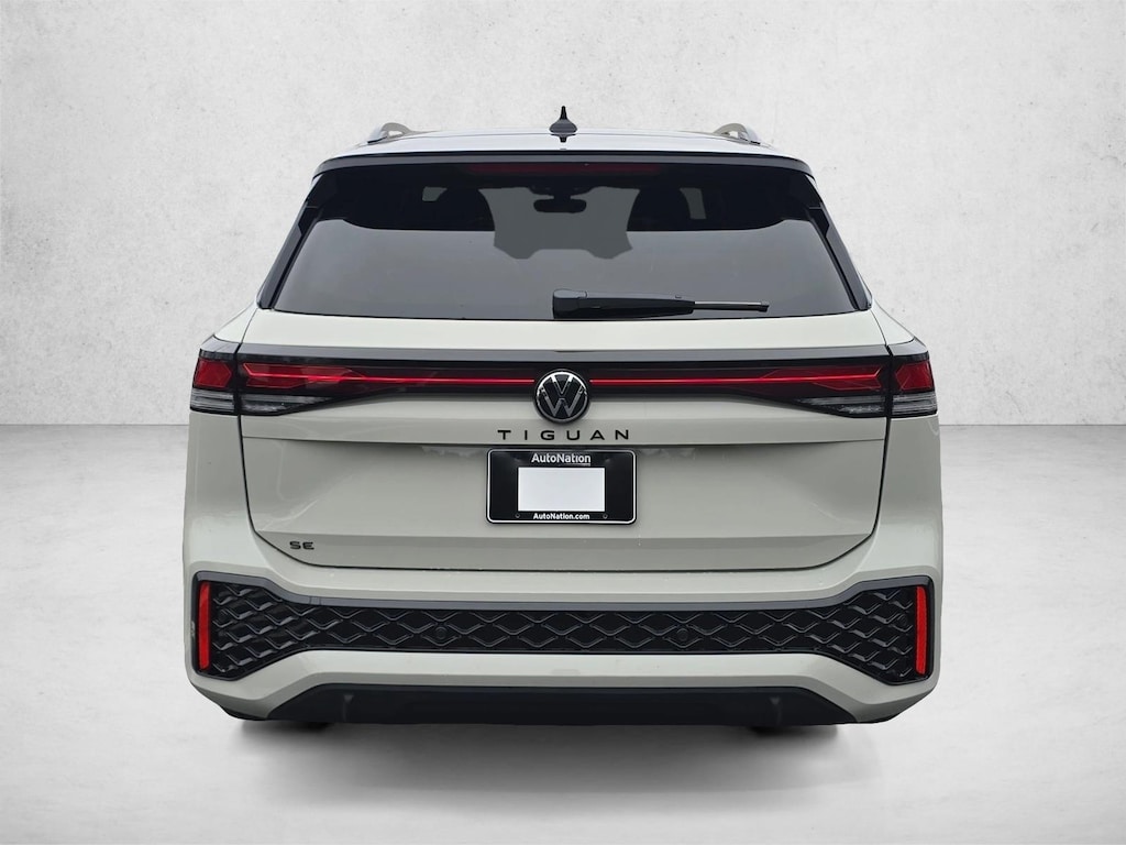 New 2026 Volkswagen Tiguan 2.0T SE R-Line Black SUV