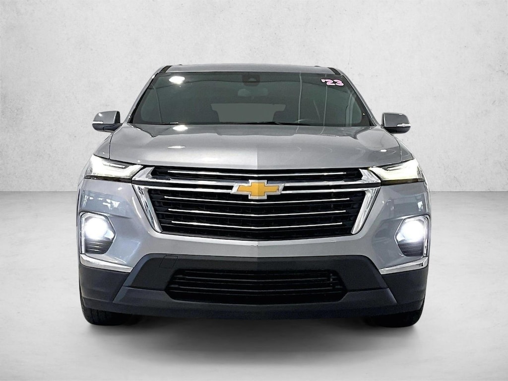 Used 2023 Chevrolet Traverse LT Cloth SUV