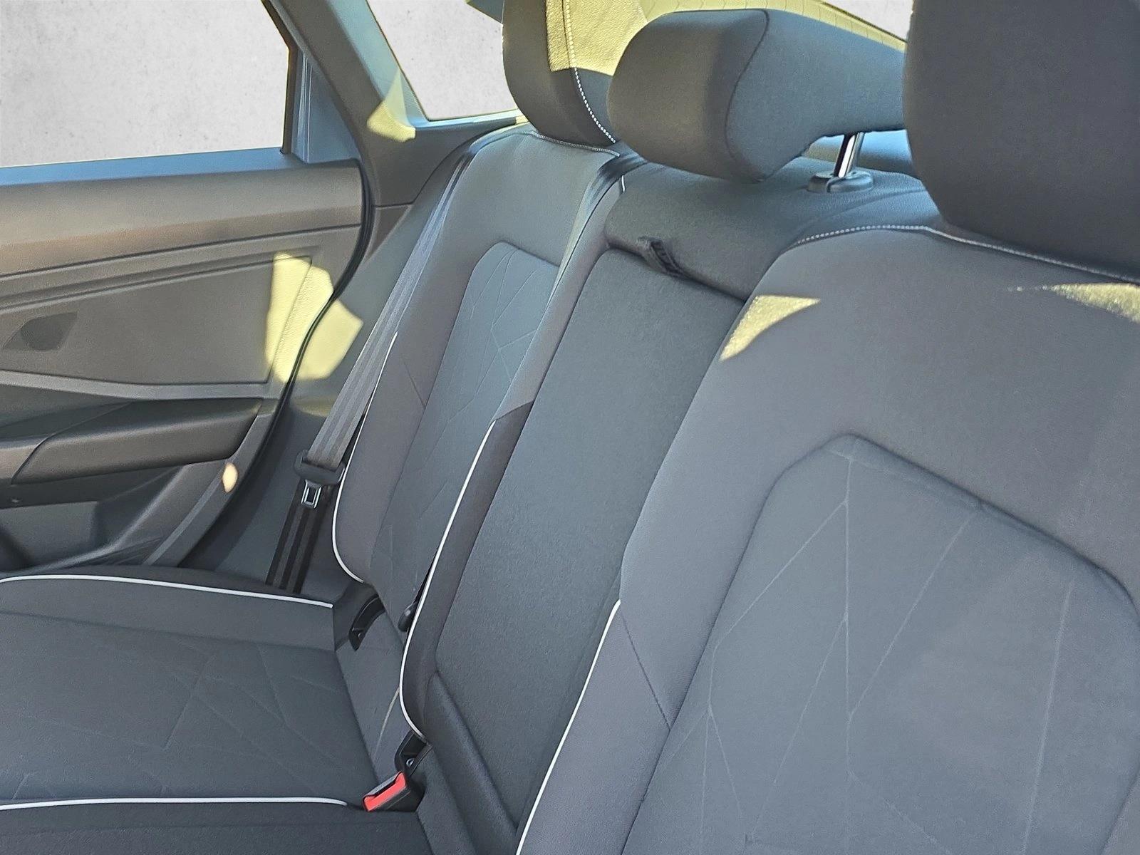2026 Volkswagen Jetta Sport - Photo 18
