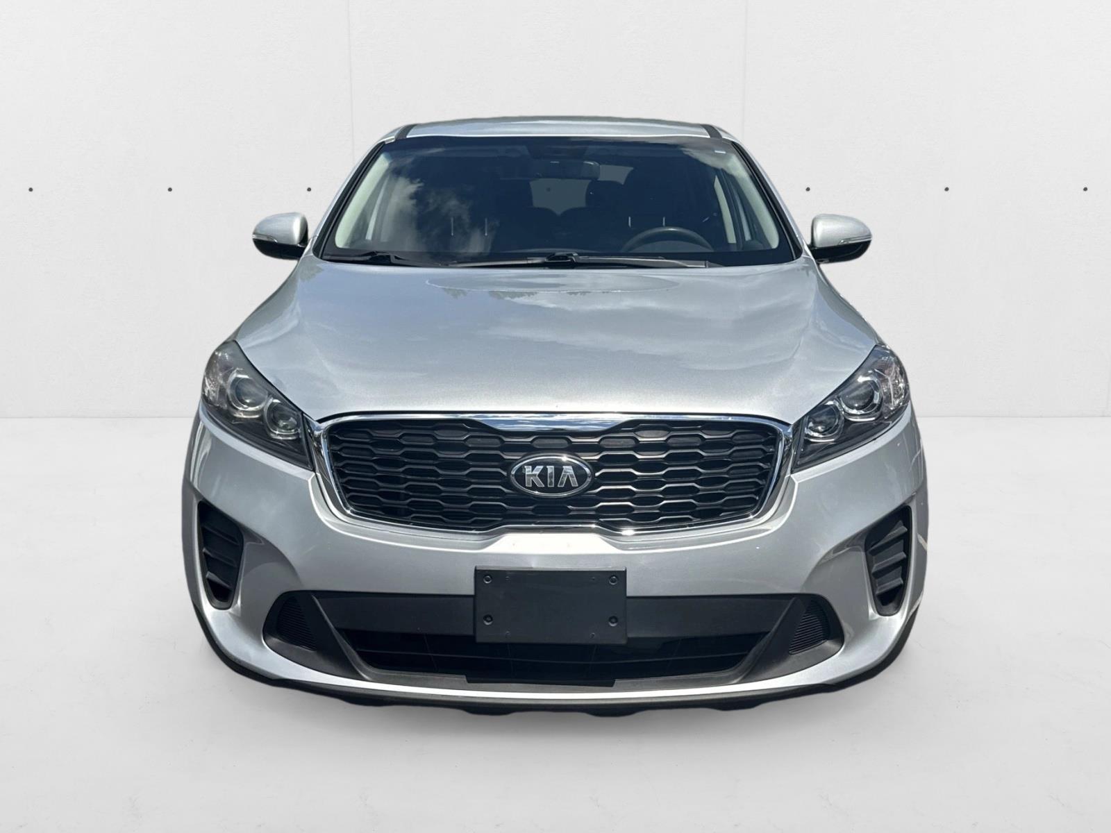 2019 Kia Sorento LX photo 2