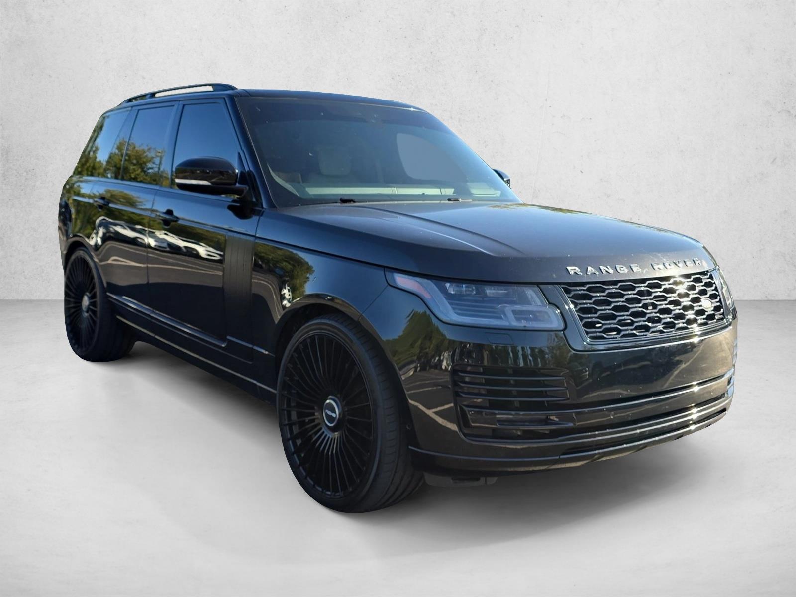 2020 Land Rover Range Rover HSE photo 3