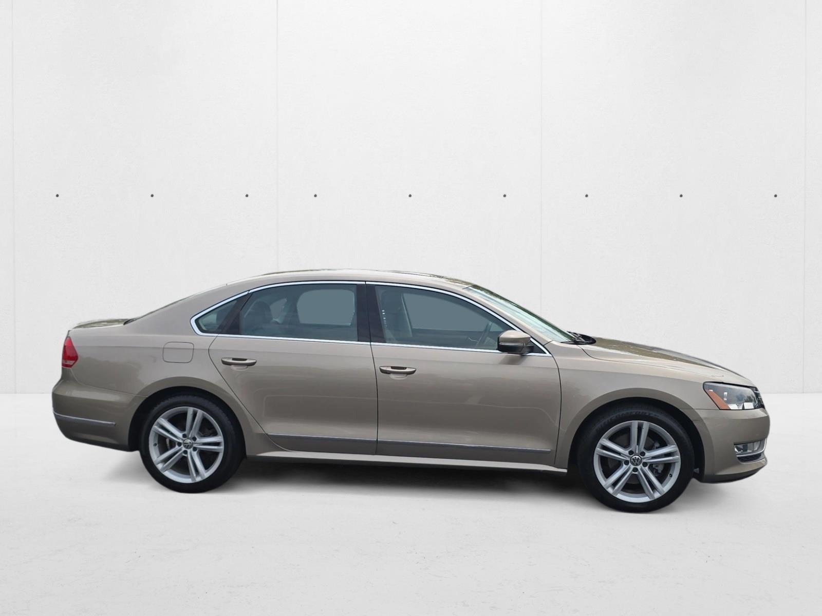 2015 Volkswagen Passat SE photo 4