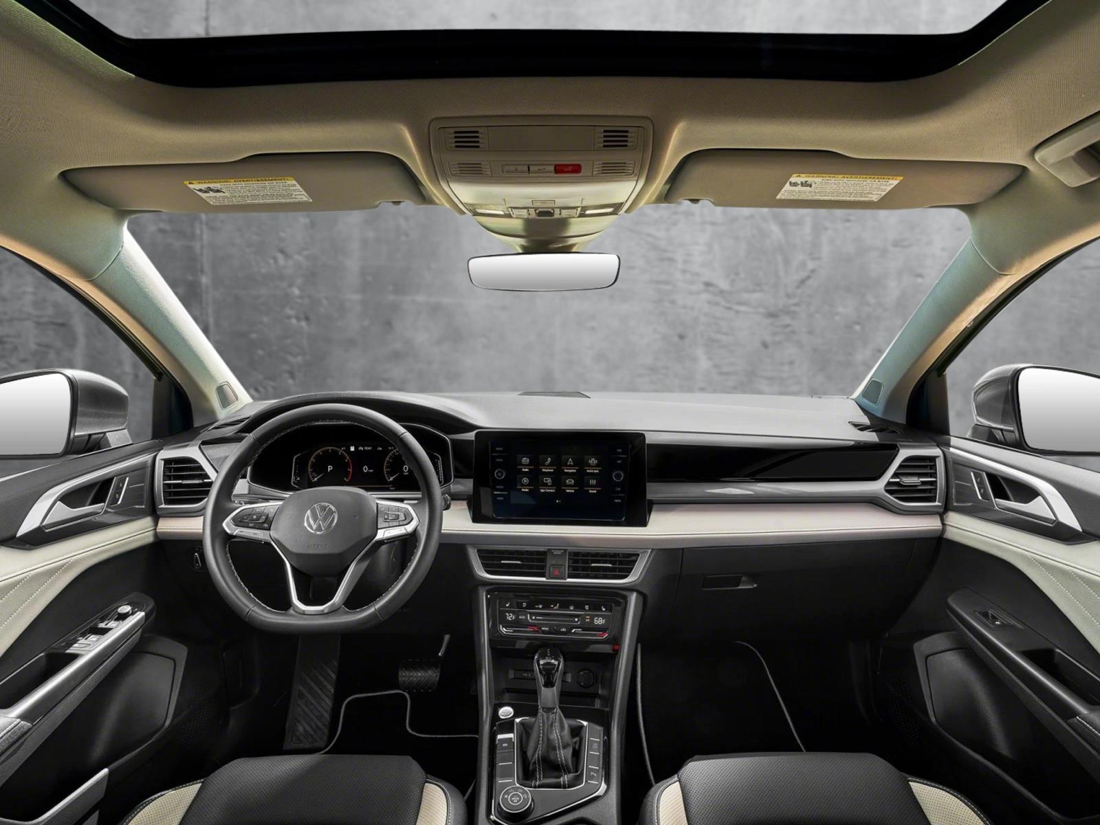 2025 Volkswagen Taos SEL photo 3