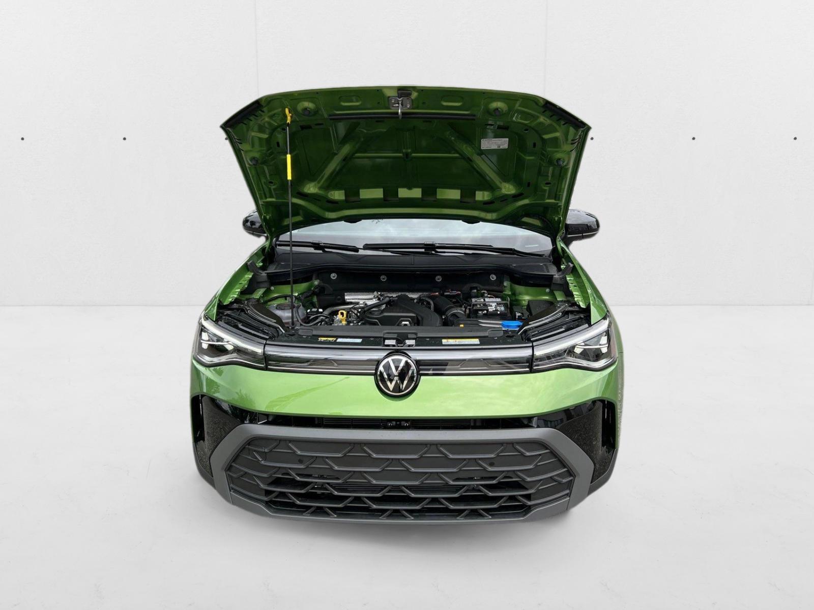 2025 Volkswagen Taos SE Black - Photo 18