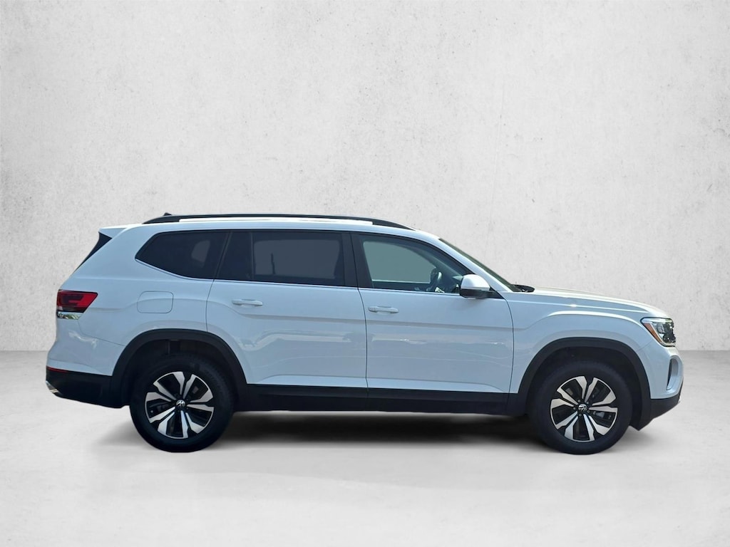 Used 2024 Volkswagen Atlas 2.0T SE SUV