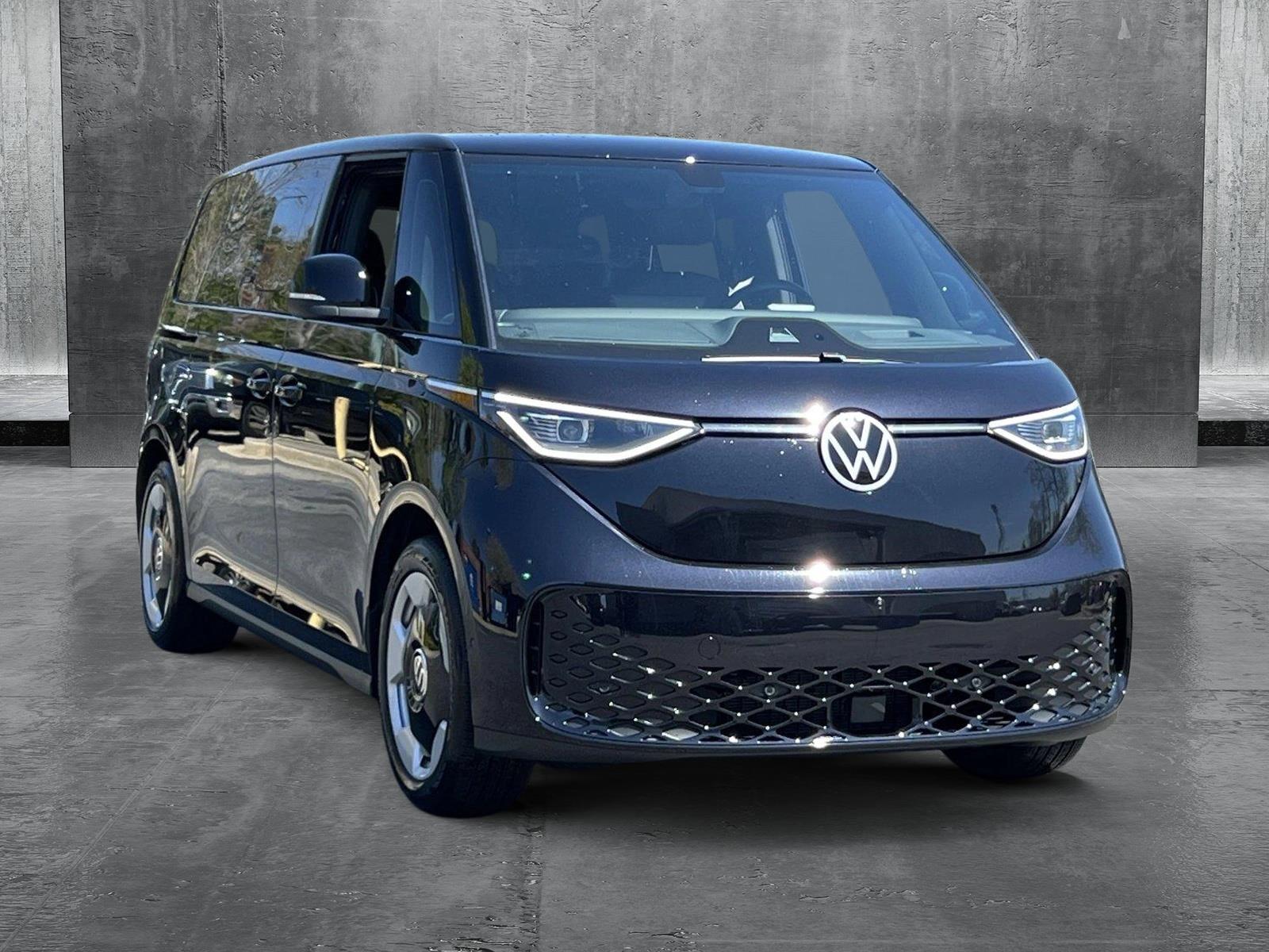 2025 Volkswagen ID. Buzz Pro Plus photo 3