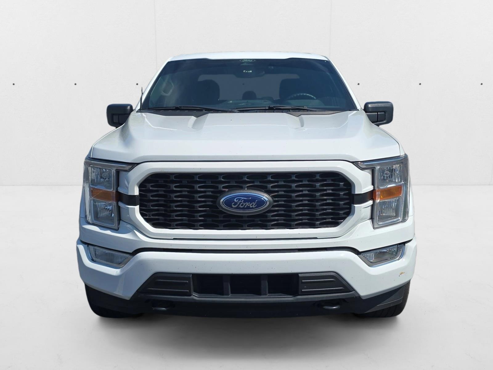 2022 Ford F-150 XL photo 2