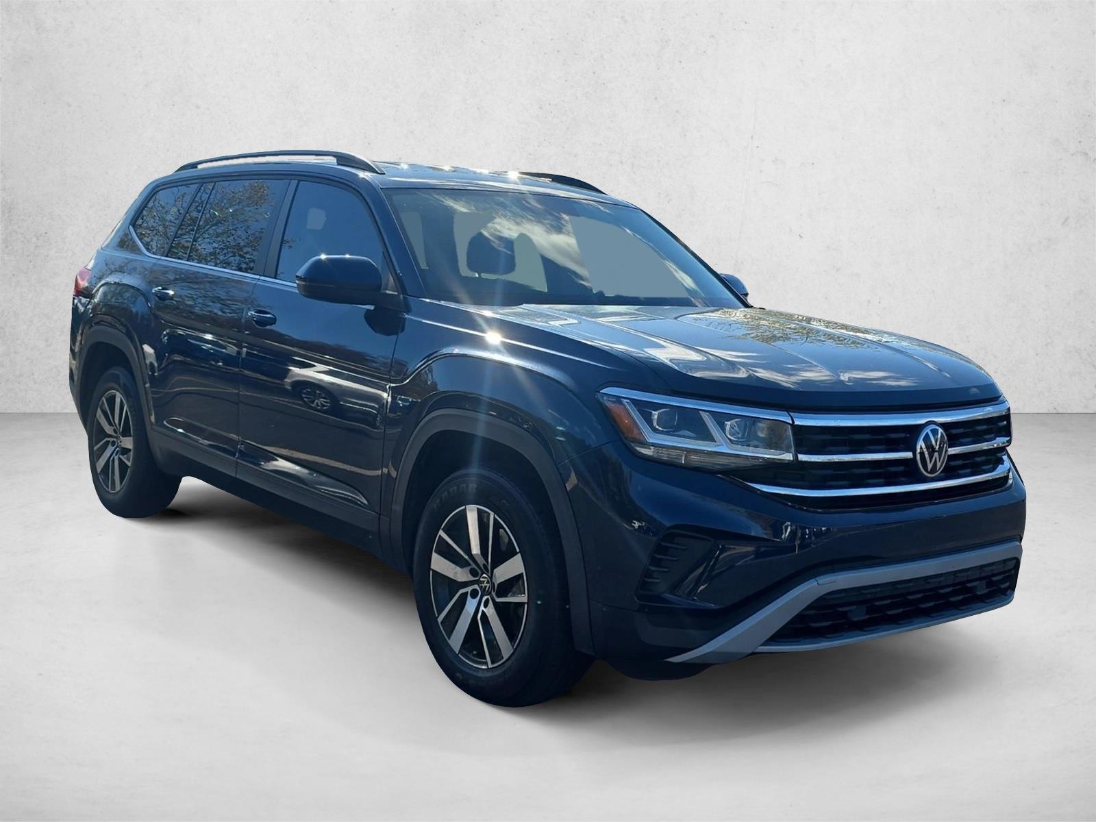 2021 Volkswagen Atlas SE photo 3