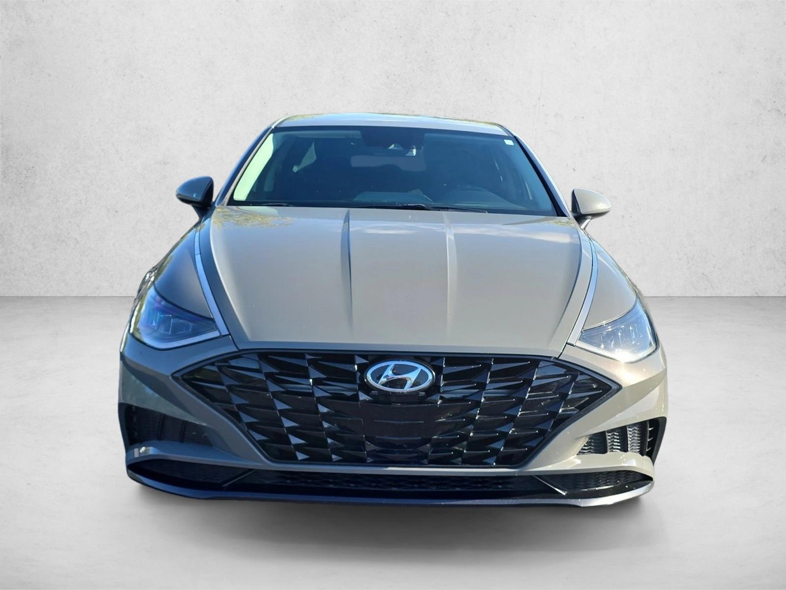 2020 Hyundai Sonata SEL photo 2