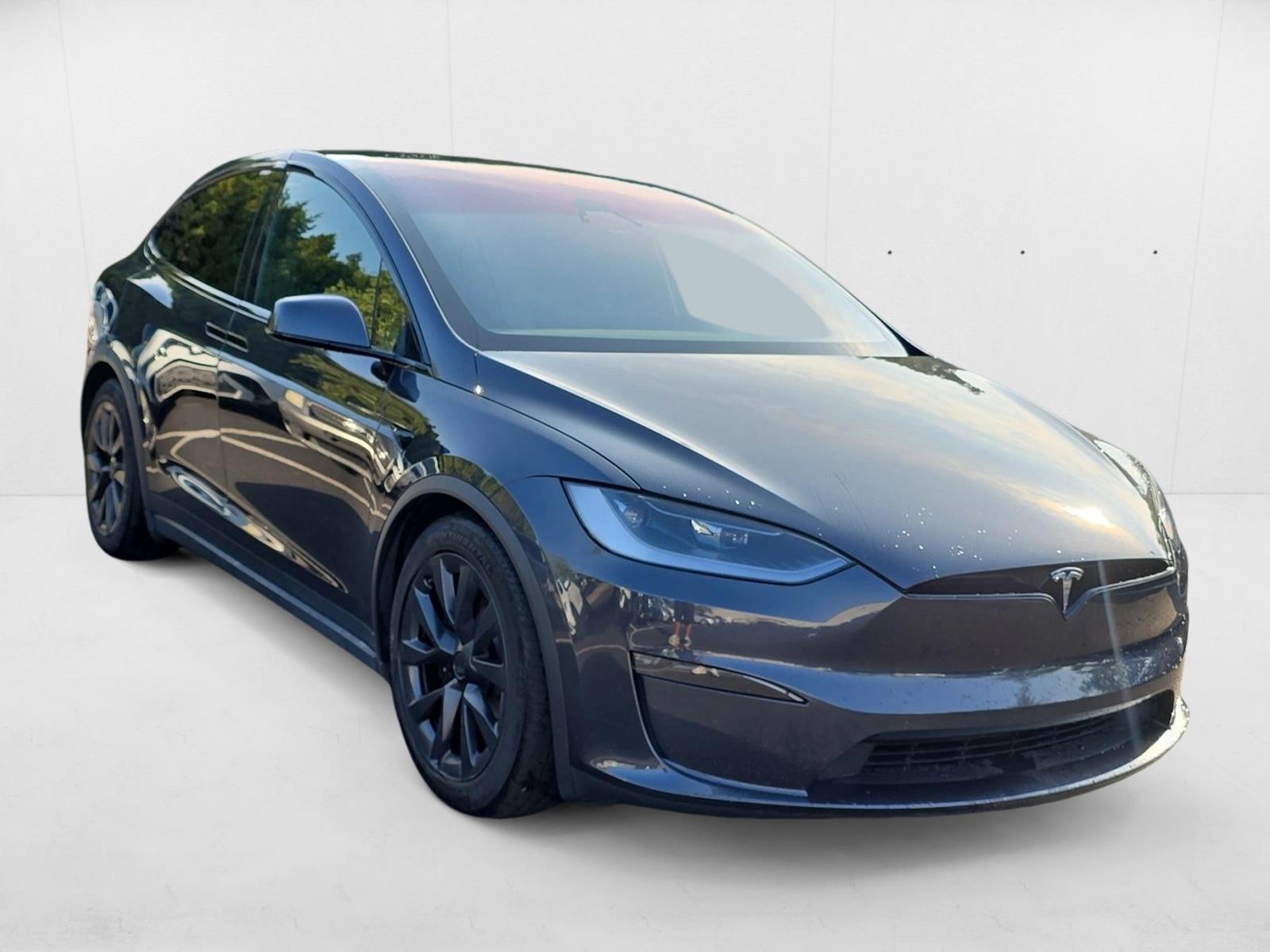 2023 Tesla Model X Standard Range photo 3