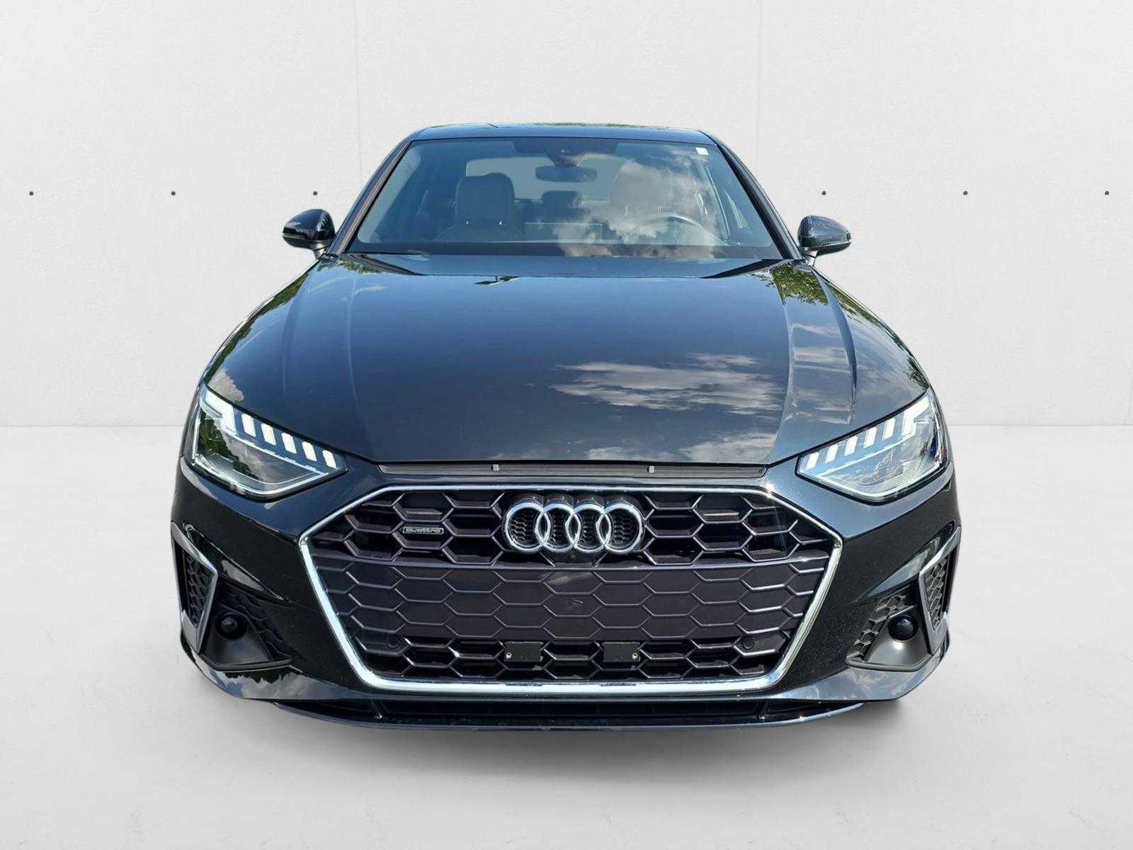 2024 Audi A4 S line Premium Plus photo 2