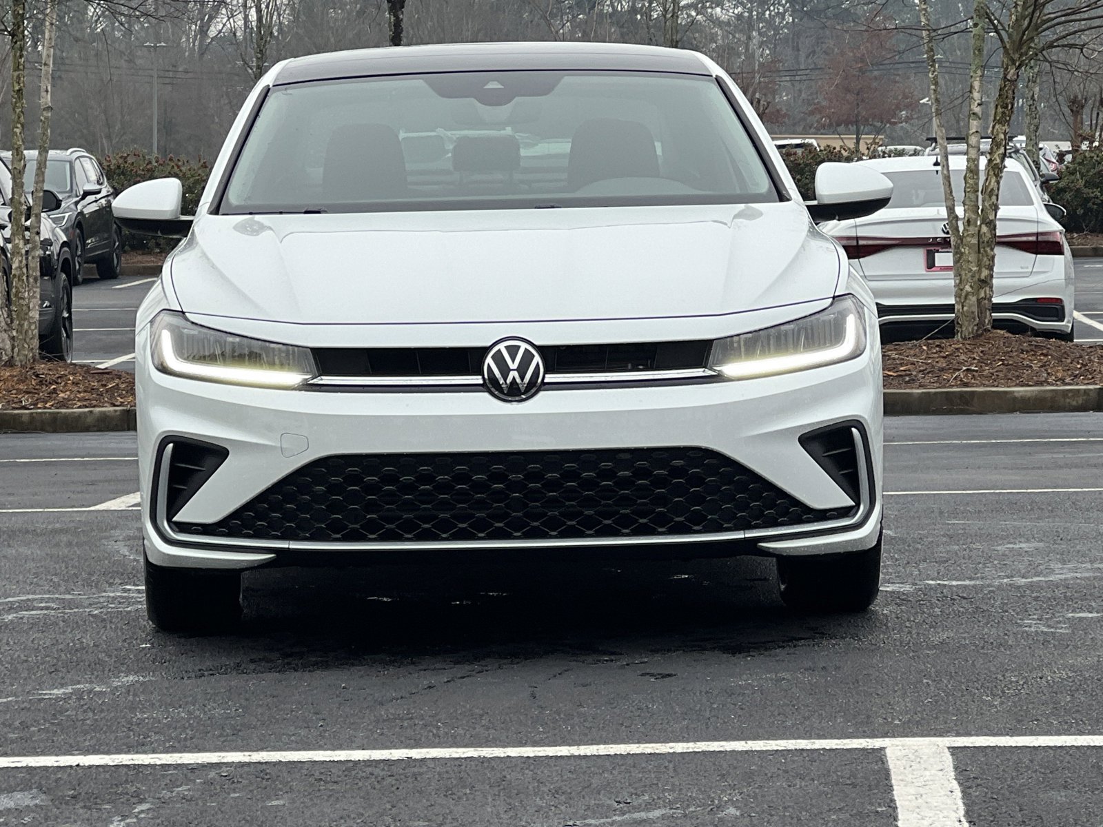 2025 Volkswagen Jetta SE photo 2