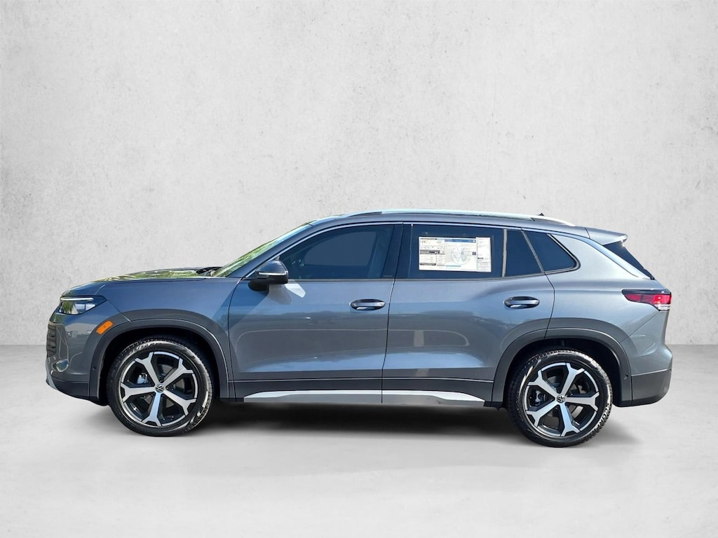 New 2026 Volkswagen Tiguan 2.0T SE SUV