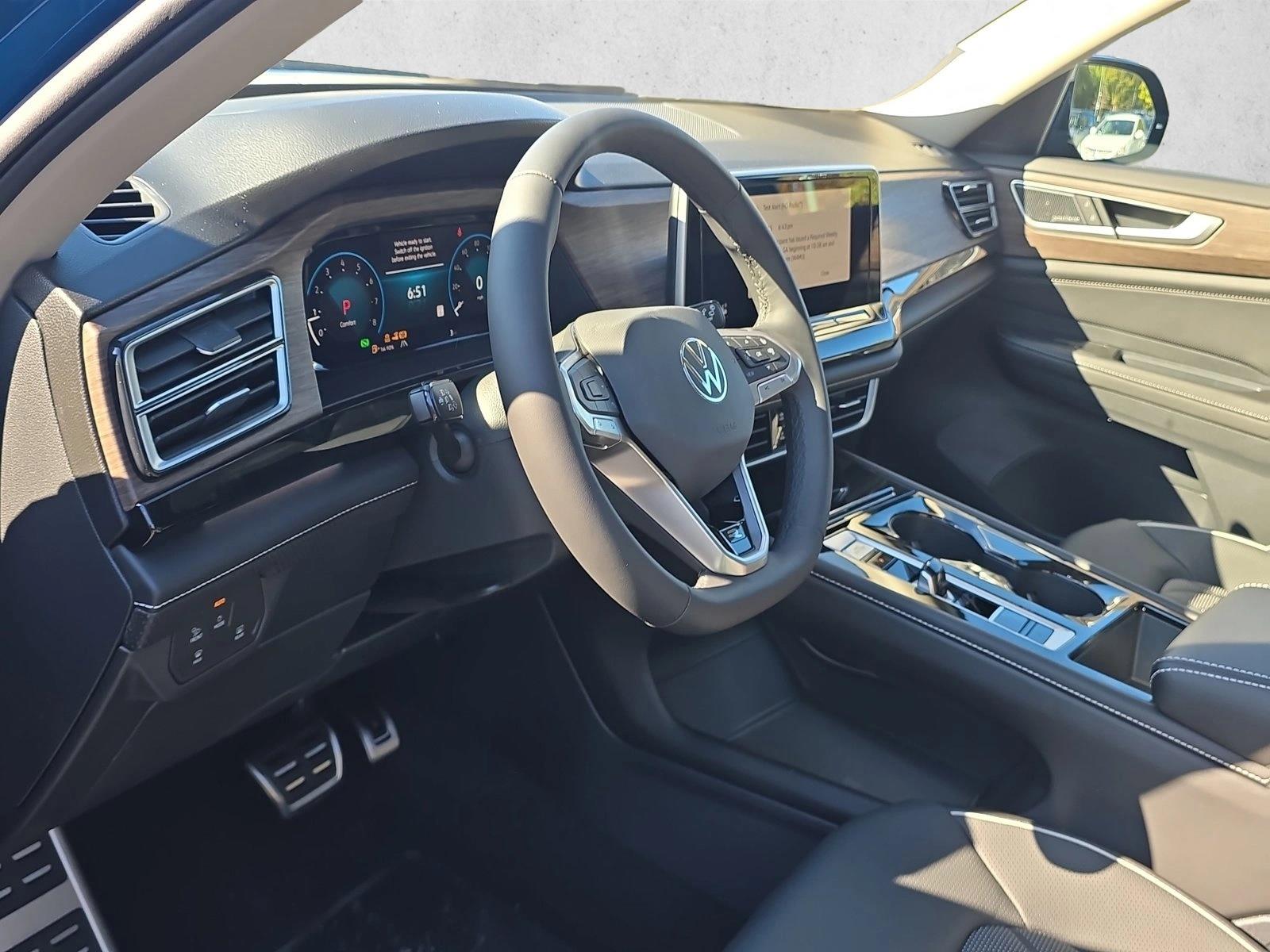 2026 Volkswagen Atlas SEL Premium R-Line - Photo 4