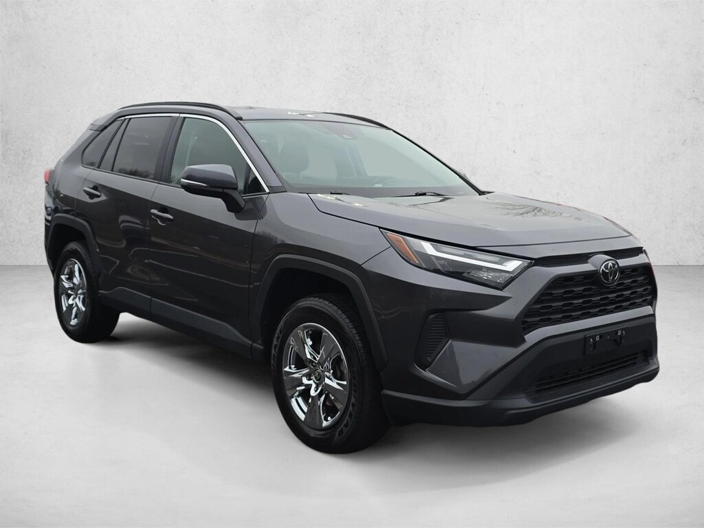 Used 2022 Toyota RAV4 XLE SUV