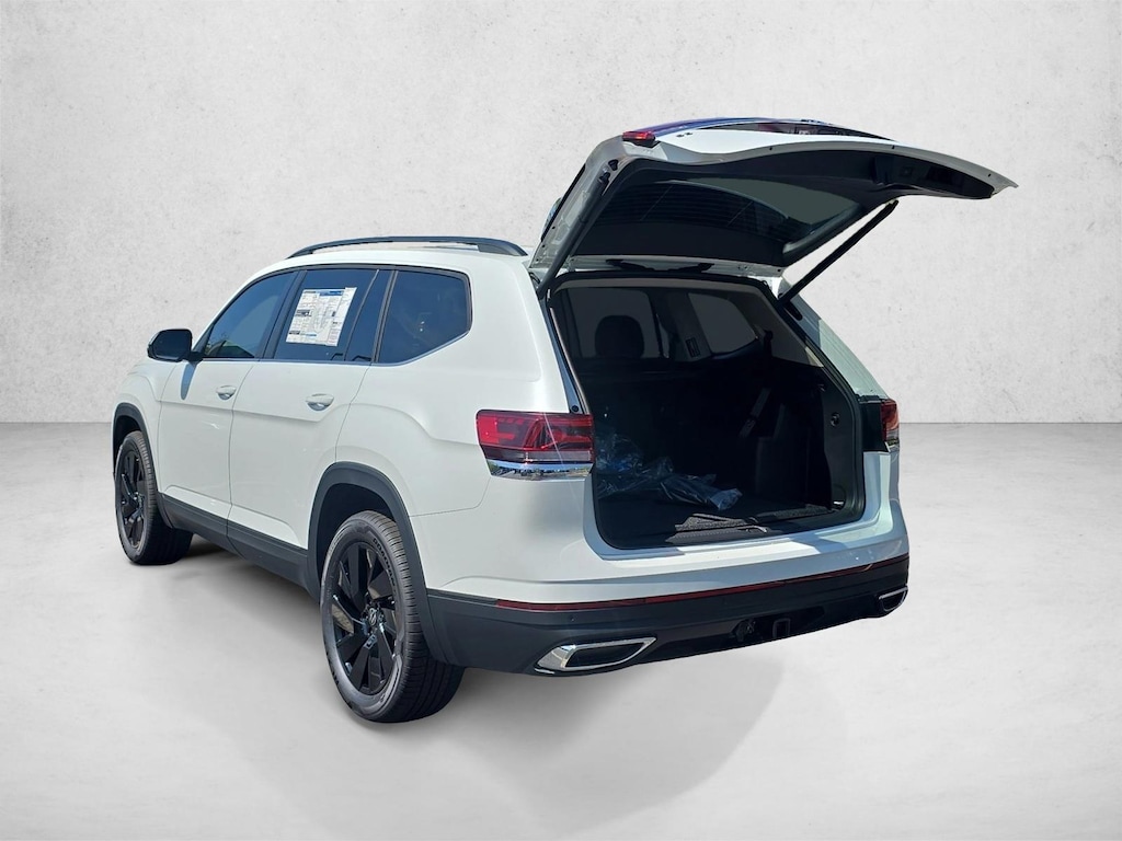 New 2026 Volkswagen Atlas SE w/Technology SUV