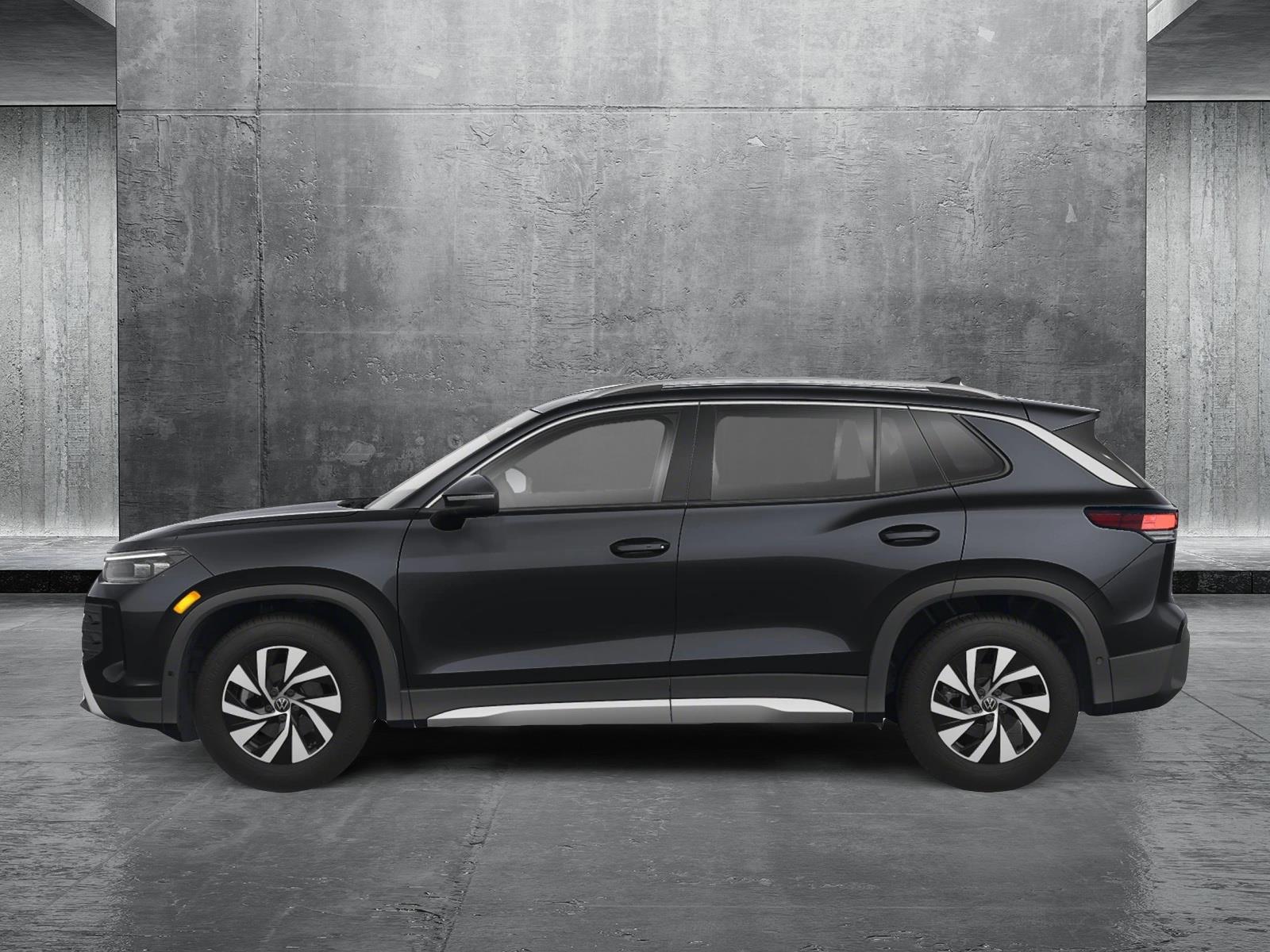 2025 Volkswagen Tiguan S photo 2