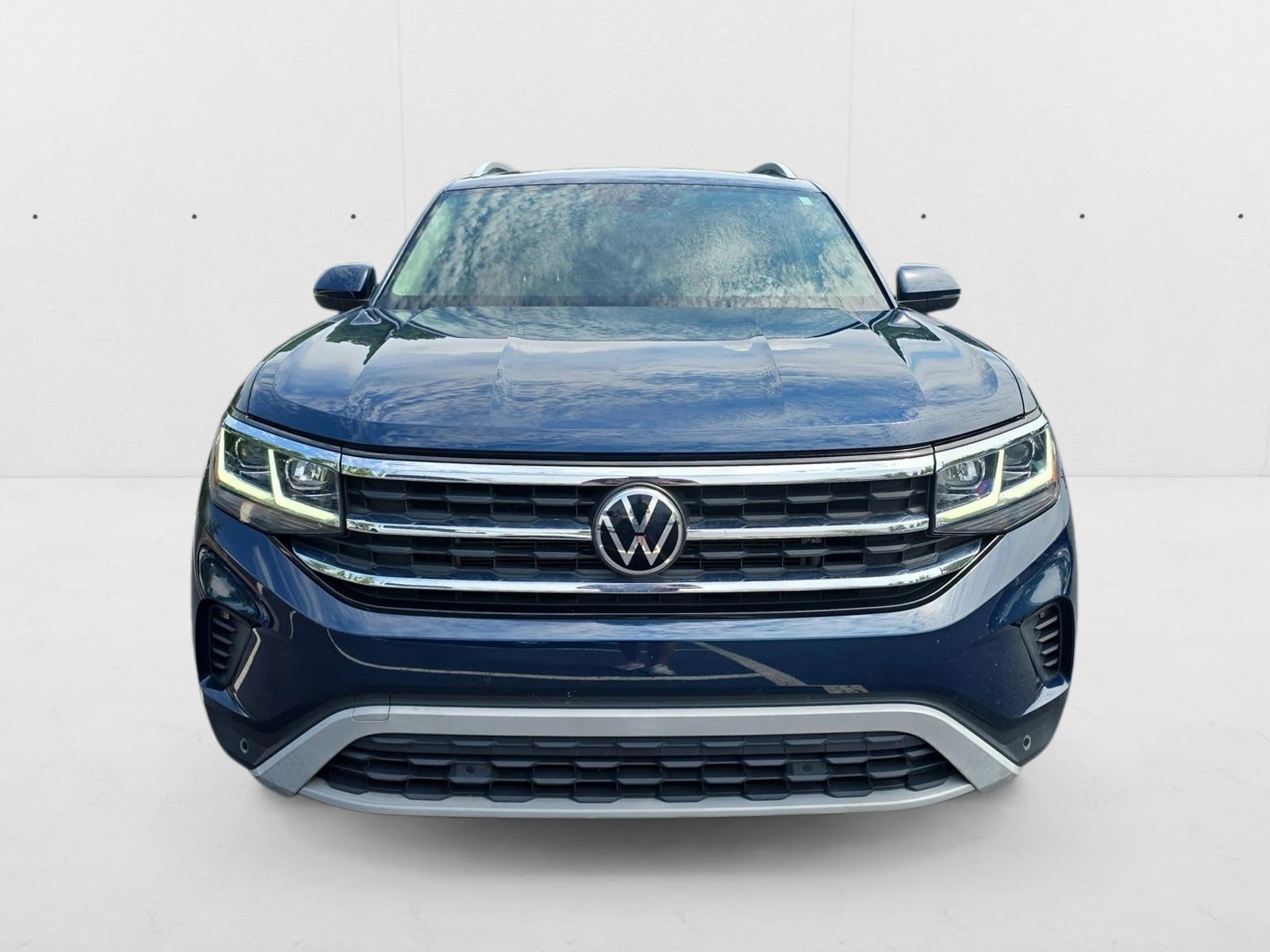 2022 Volkswagen Atlas SEL photo 2