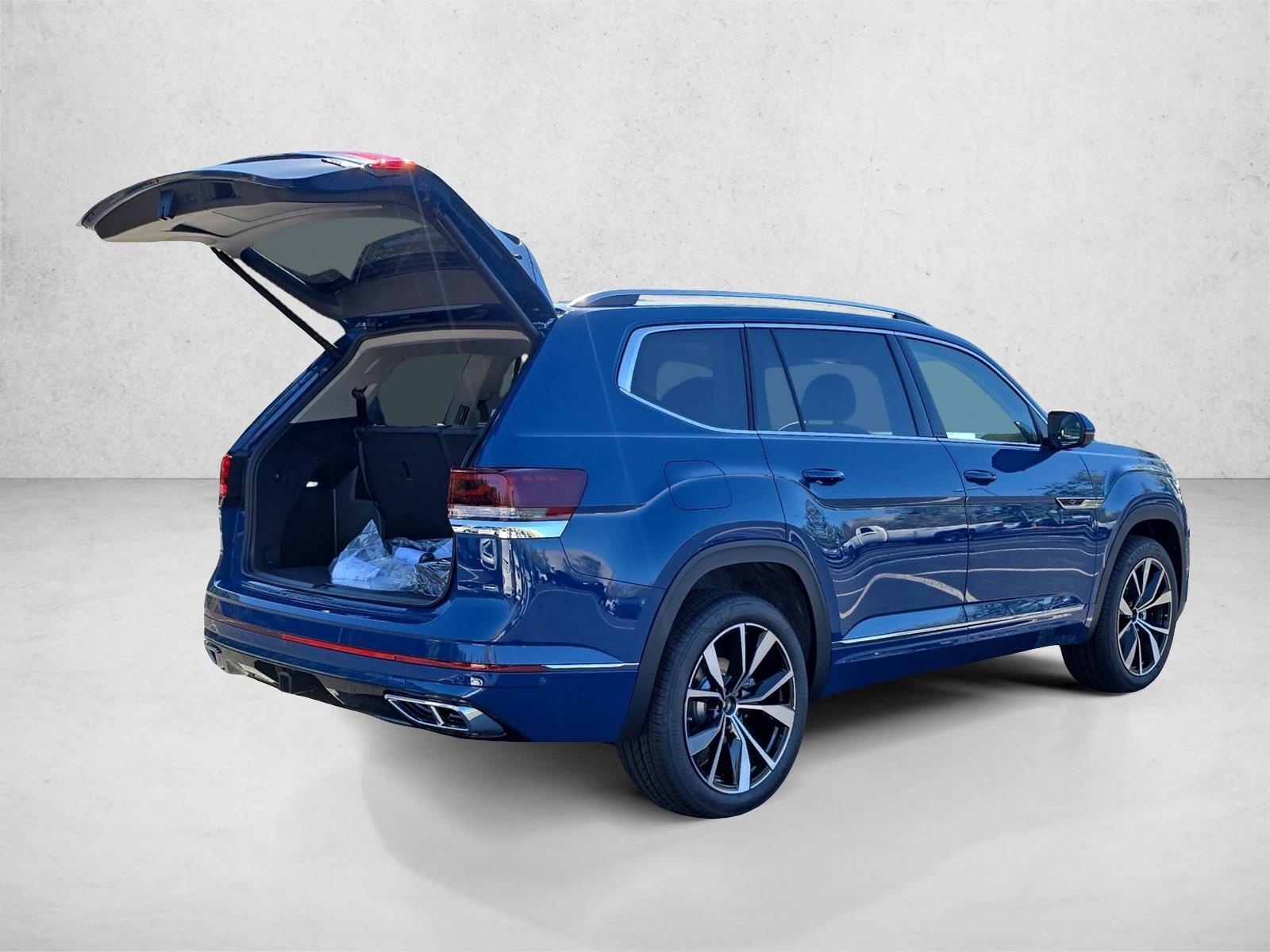 2026 Volkswagen Atlas SEL Premium R-Line - Photo 17