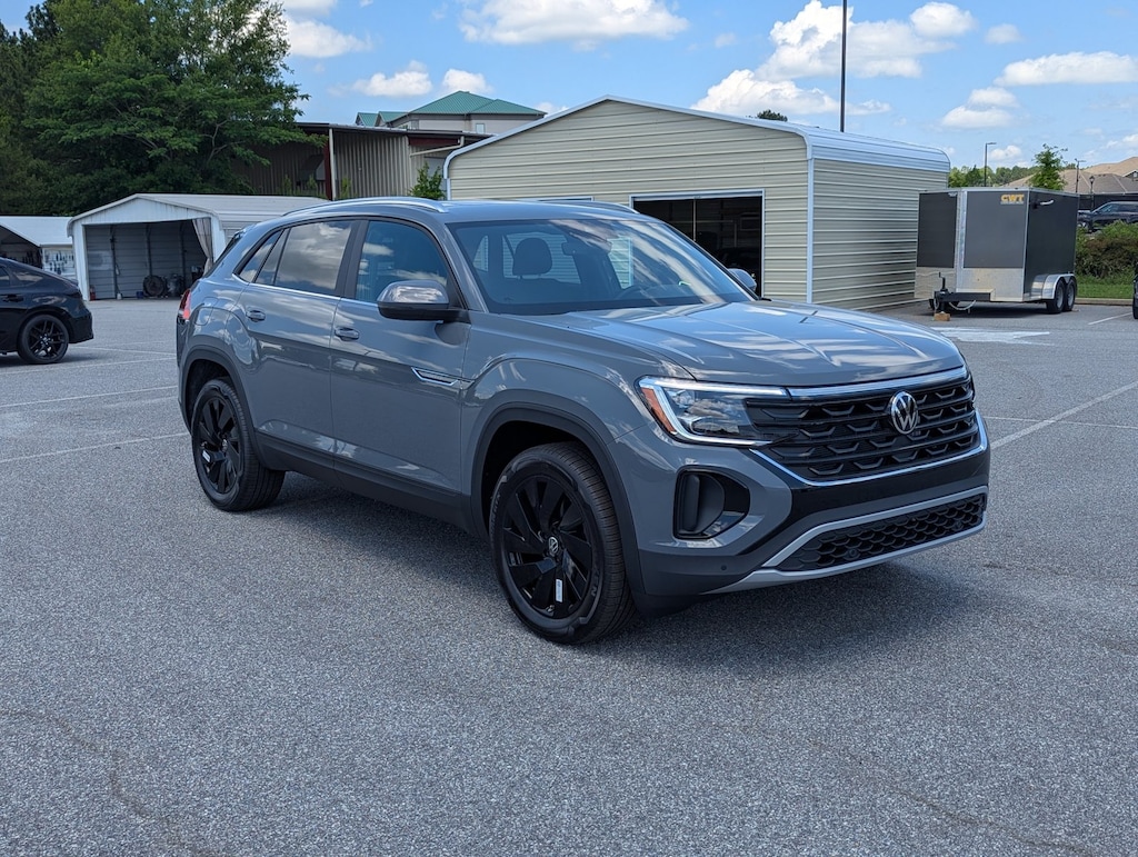 New 2026 Volkswagen Atlas Cross Sport SE w/Technology SUV
