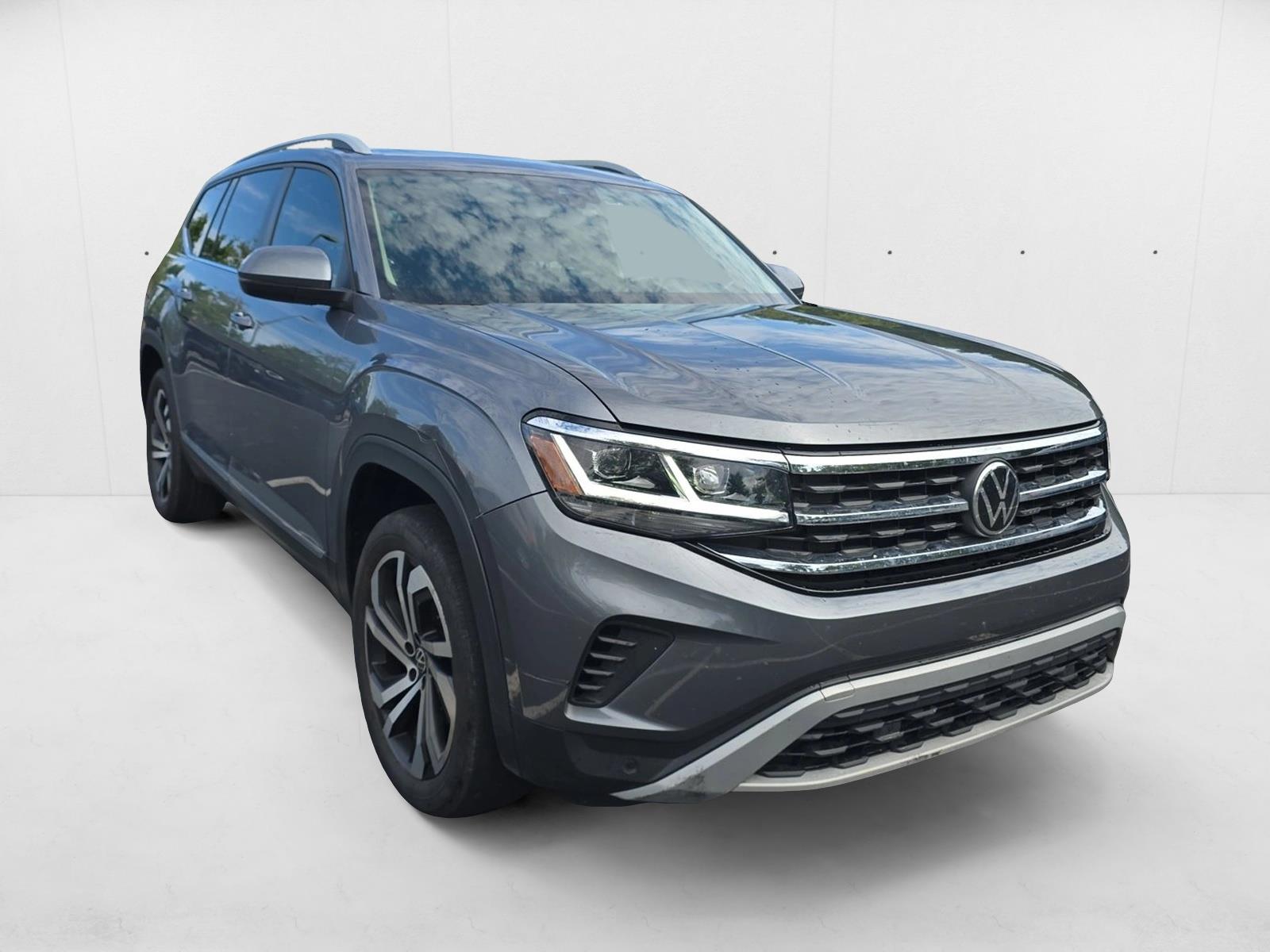 2022 Volkswagen Atlas SEL photo 3