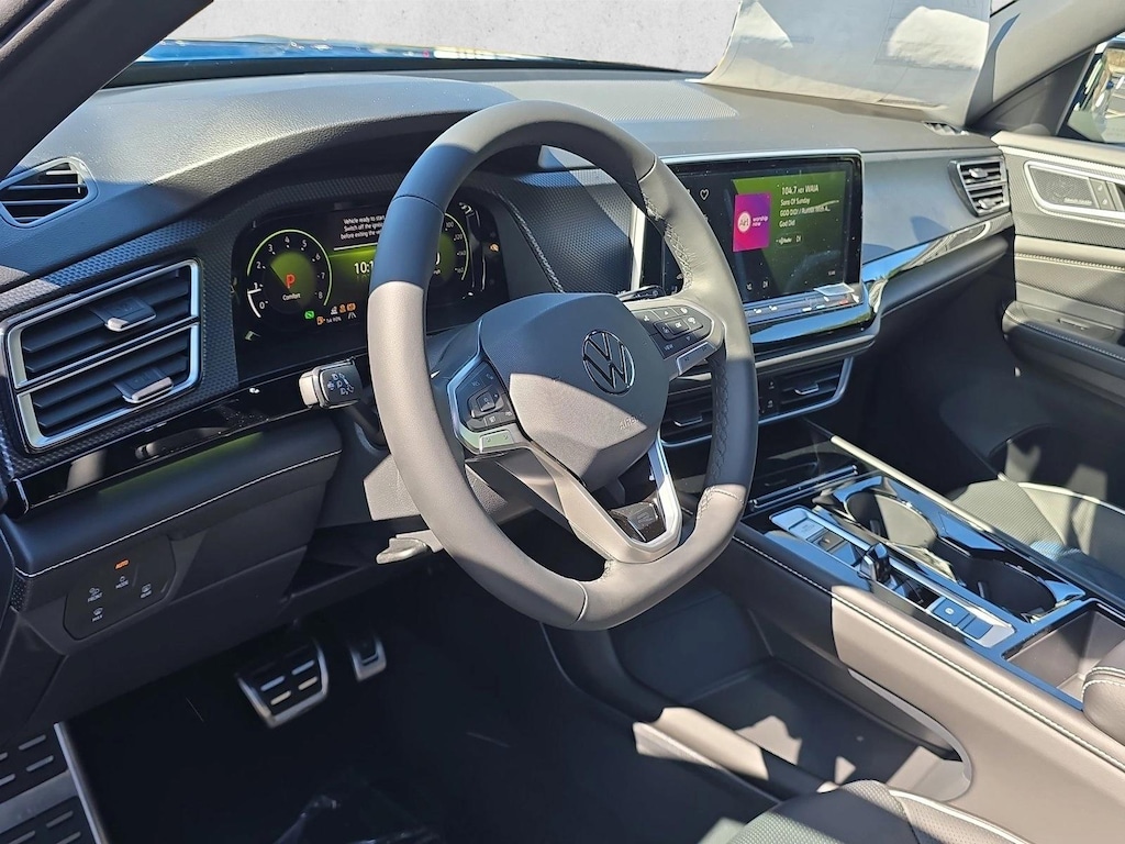 New 2026 Volkswagen Atlas Cross Sport 2.0T SEL Premium R-Line SUV