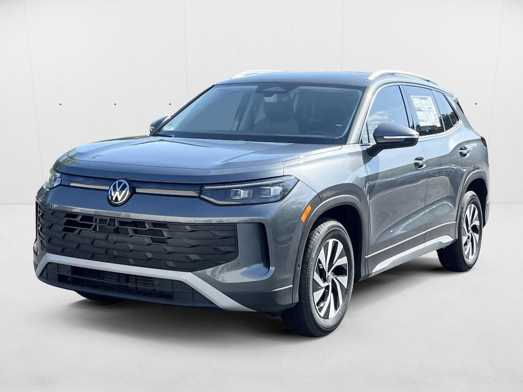 Used 2025 Volkswagen Tiguan S SUV